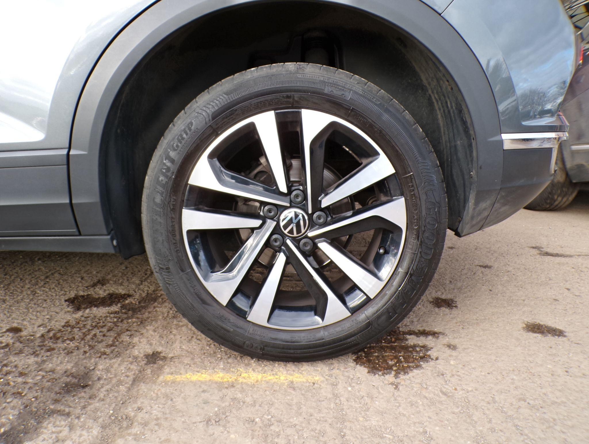 Volkswagen T-Roc Image 9