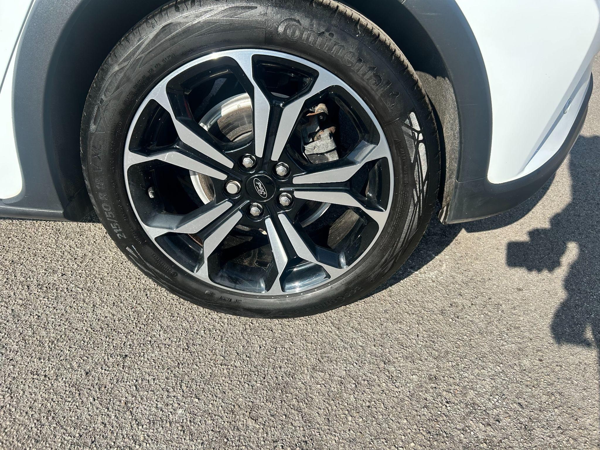 Ford Focus Image 8