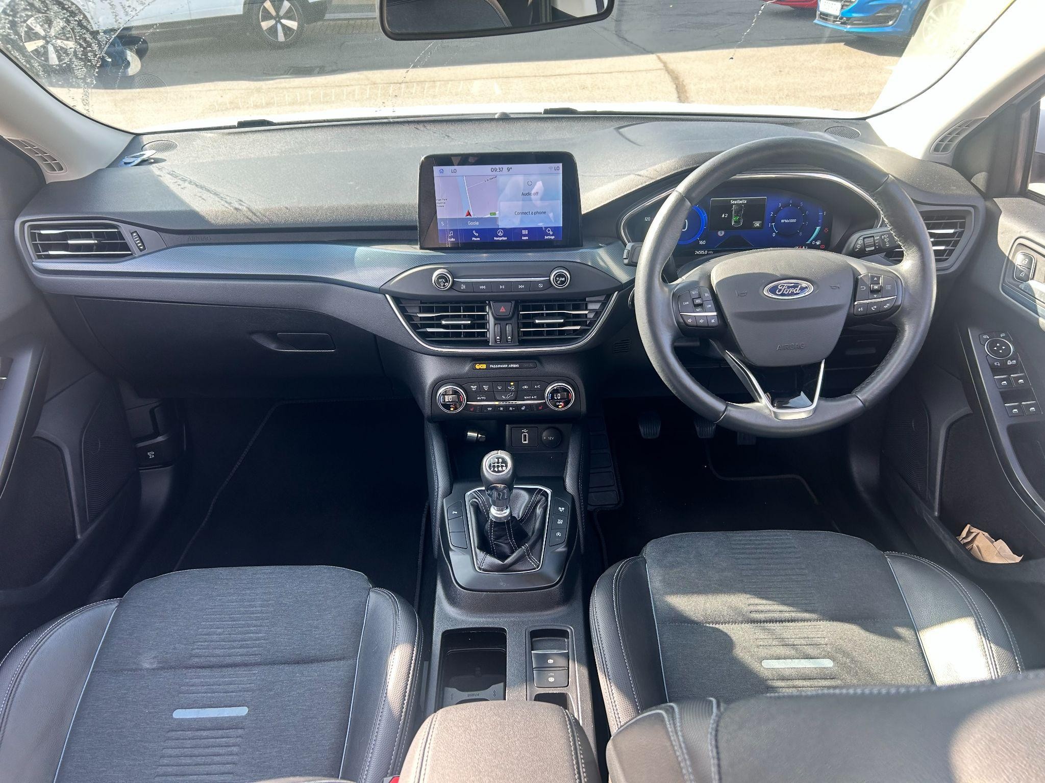Ford Focus Image 15