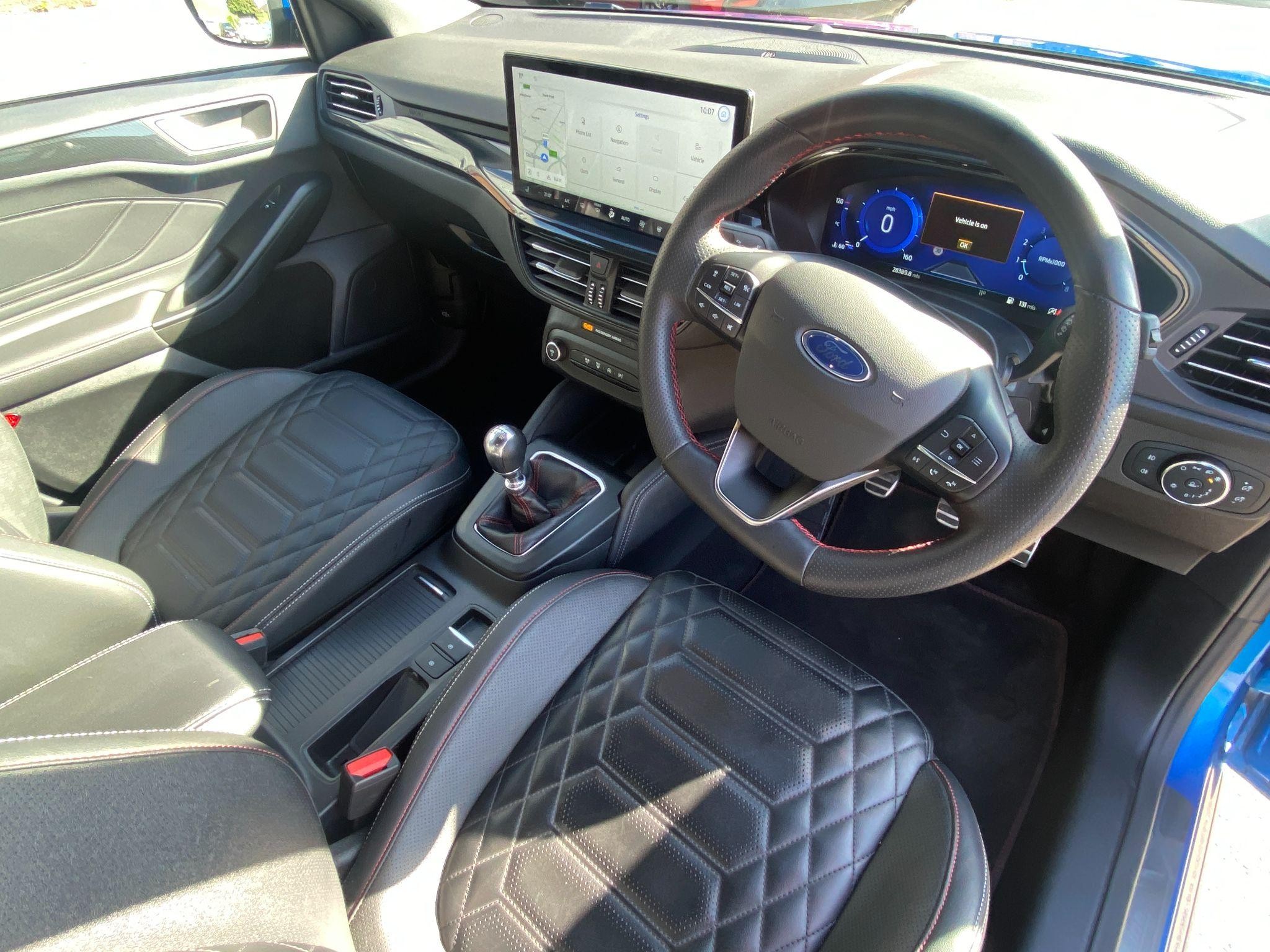 Ford Focus Image 12