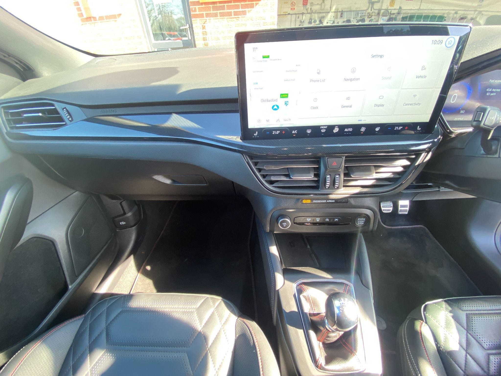 Ford Focus Image 15