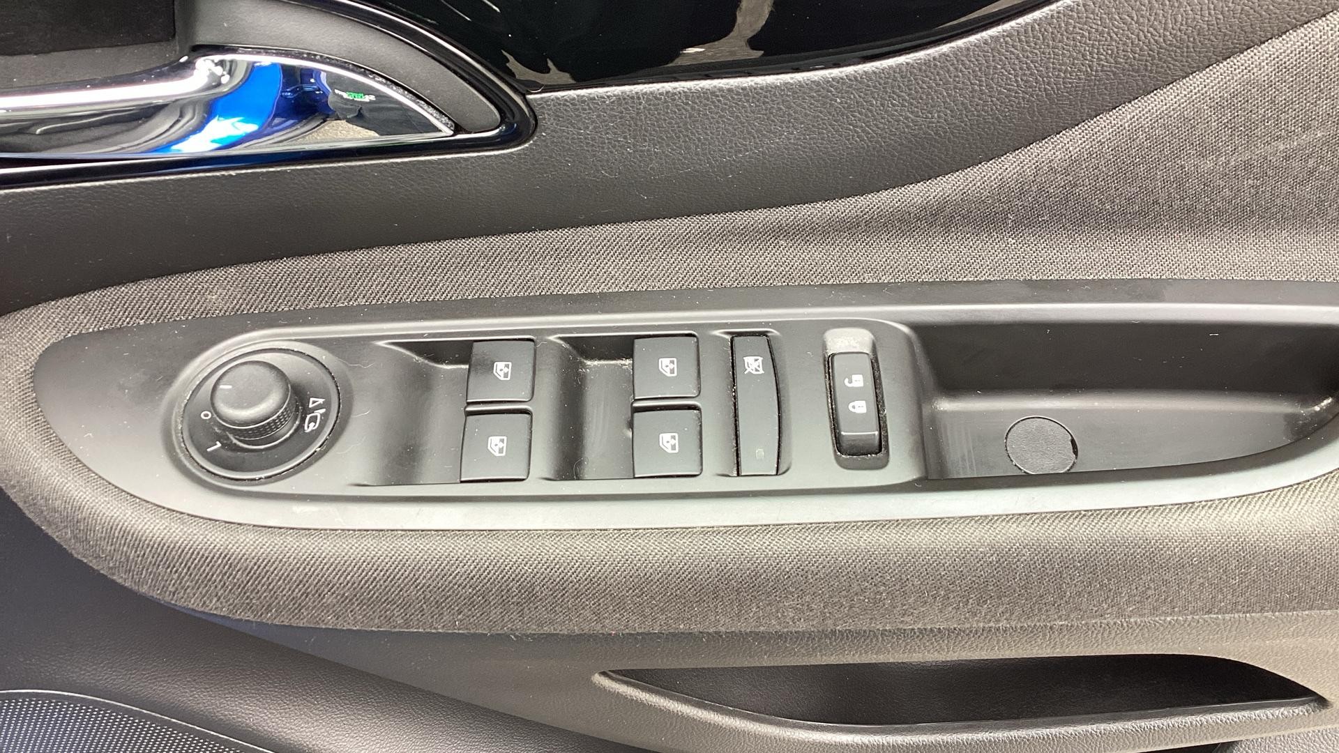Vauxhall Mokka X Image 25