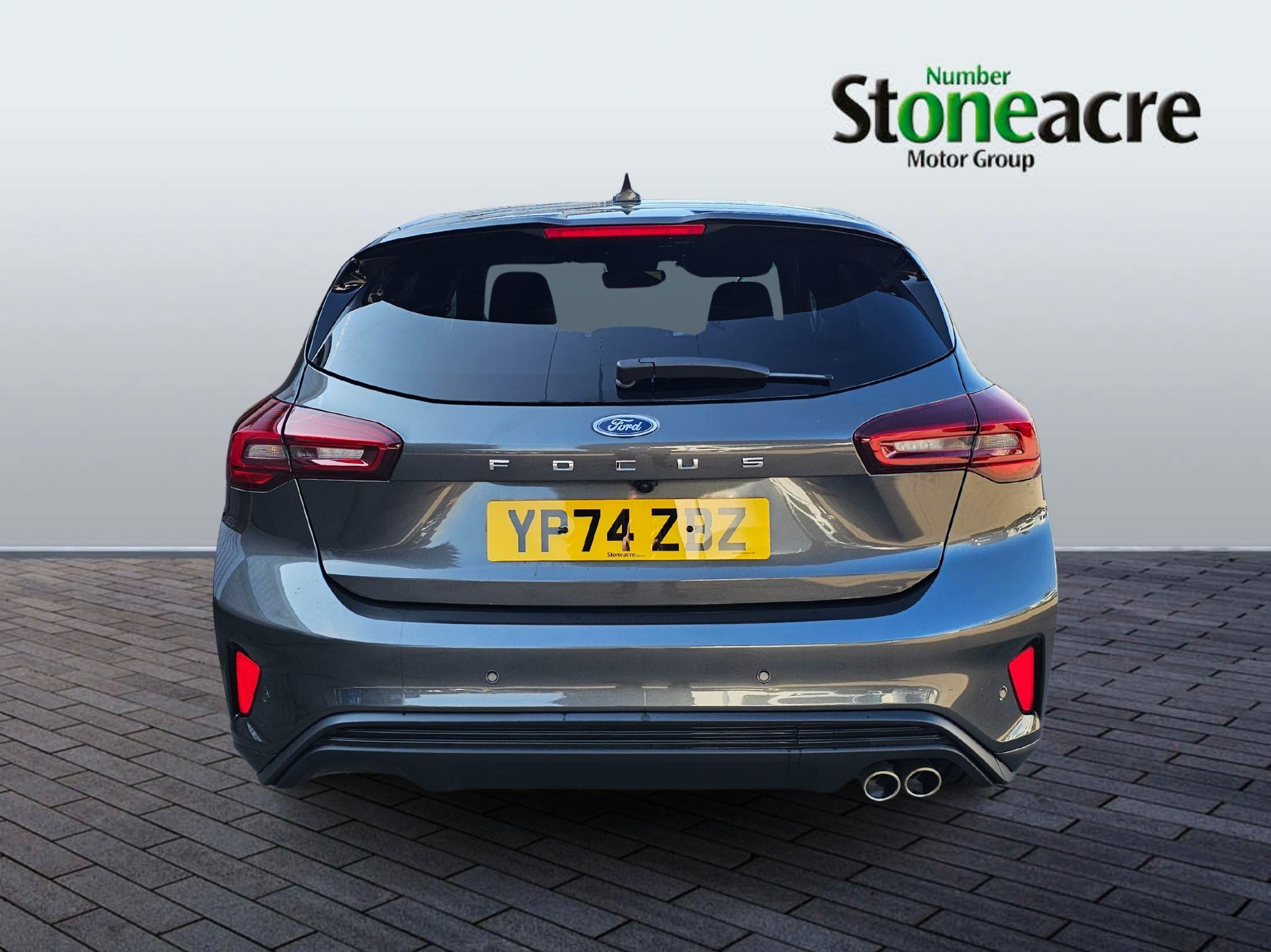 Ford Focus Image 6