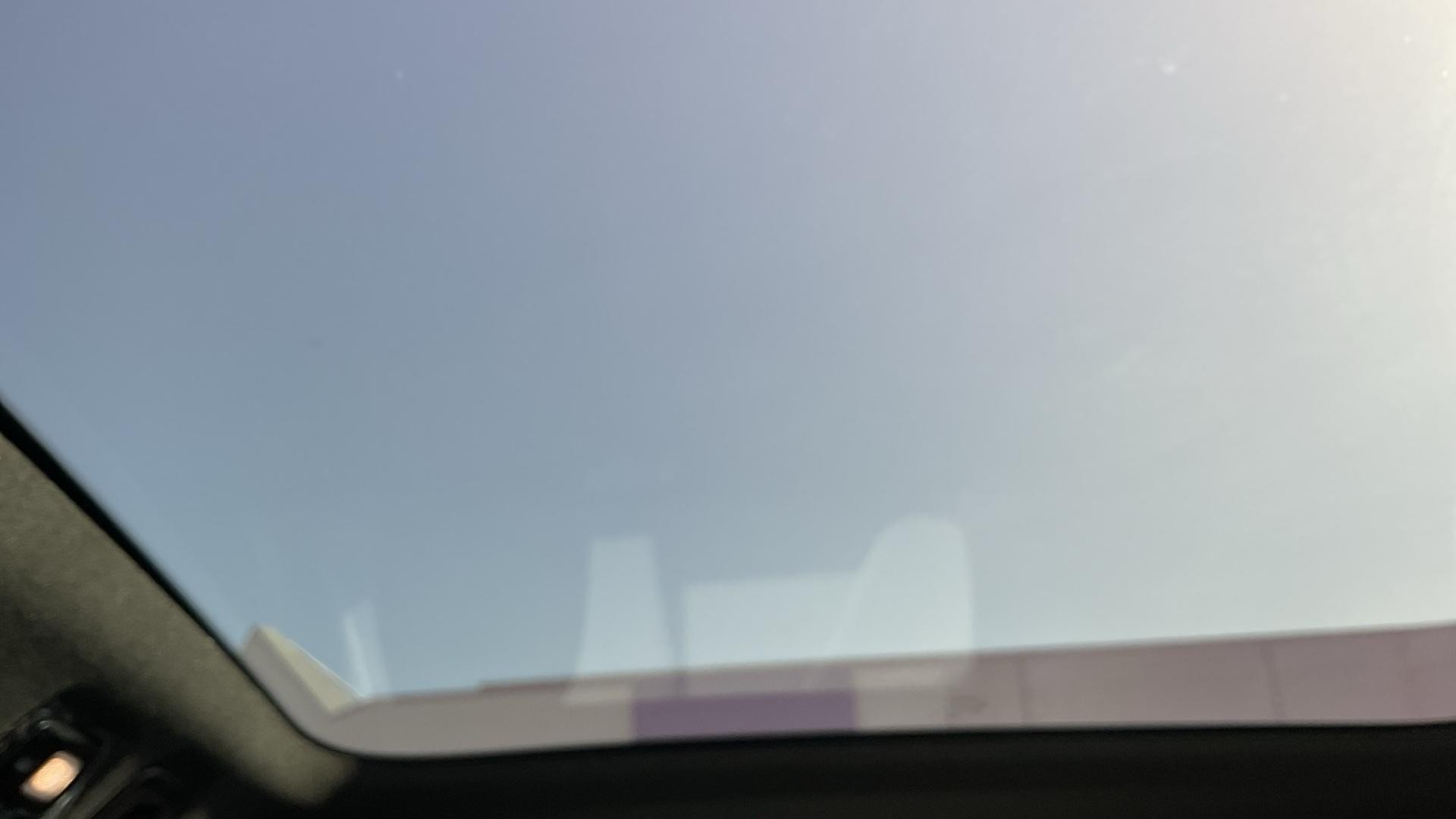 Volvo EC40 Image 39