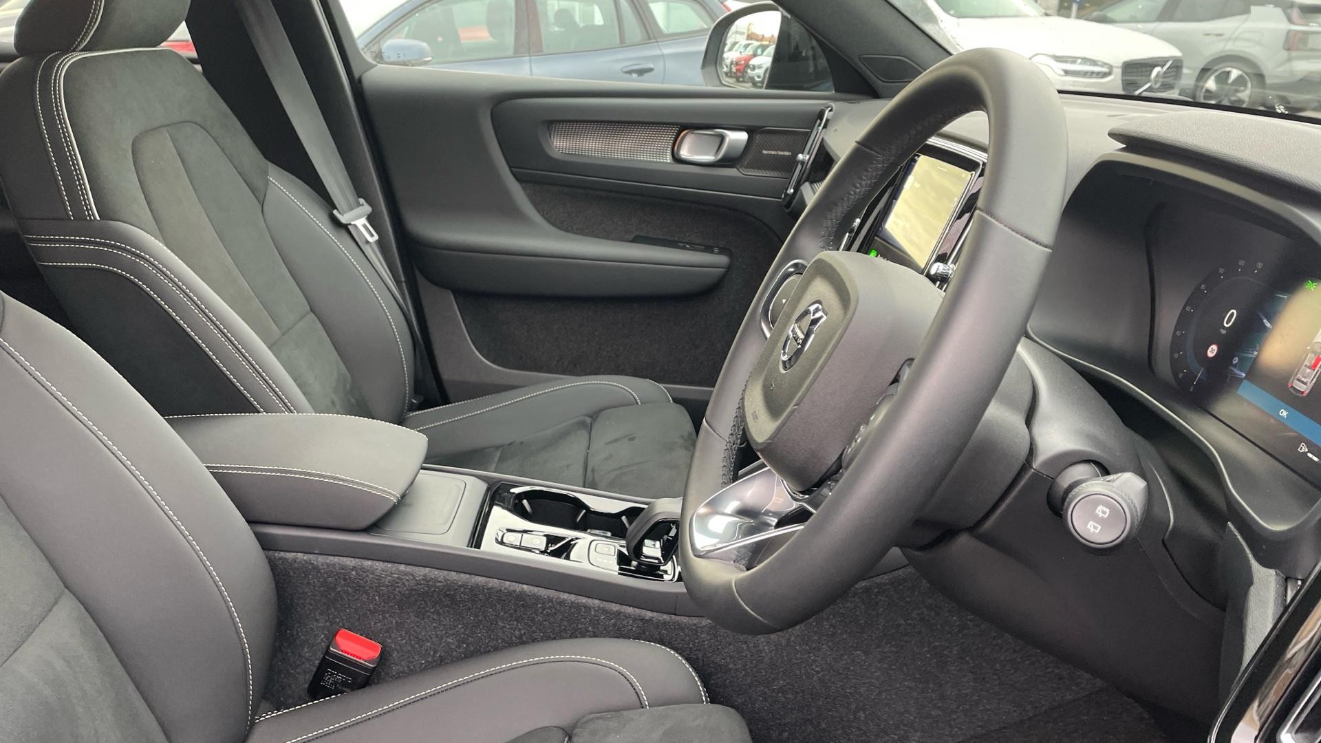 Volvo XC40 Image 9