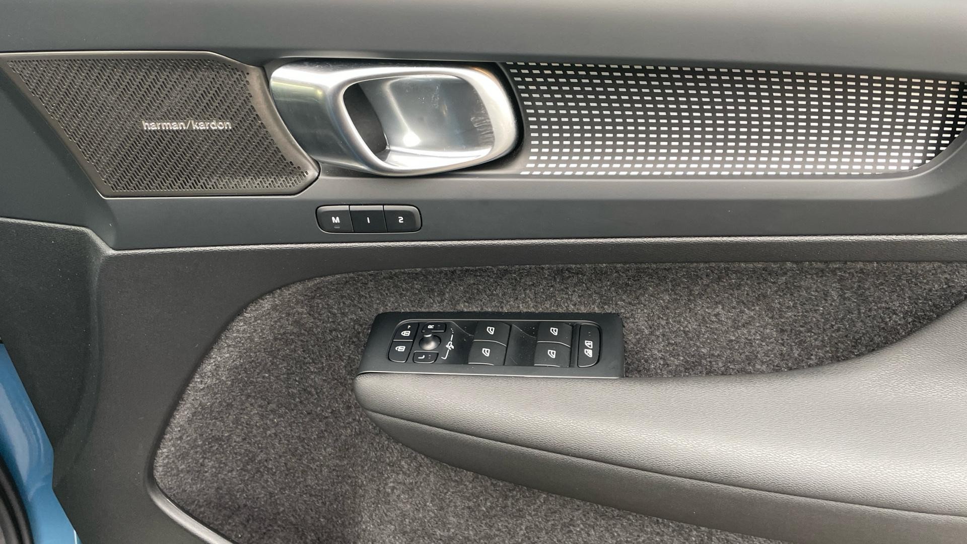 Volvo XC40 Image 15