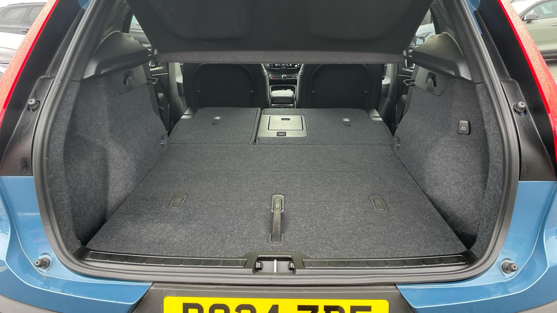 Volvo XC40 Image 17