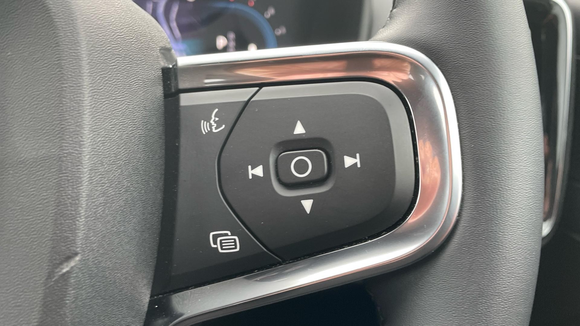Volvo XC40 Image 19