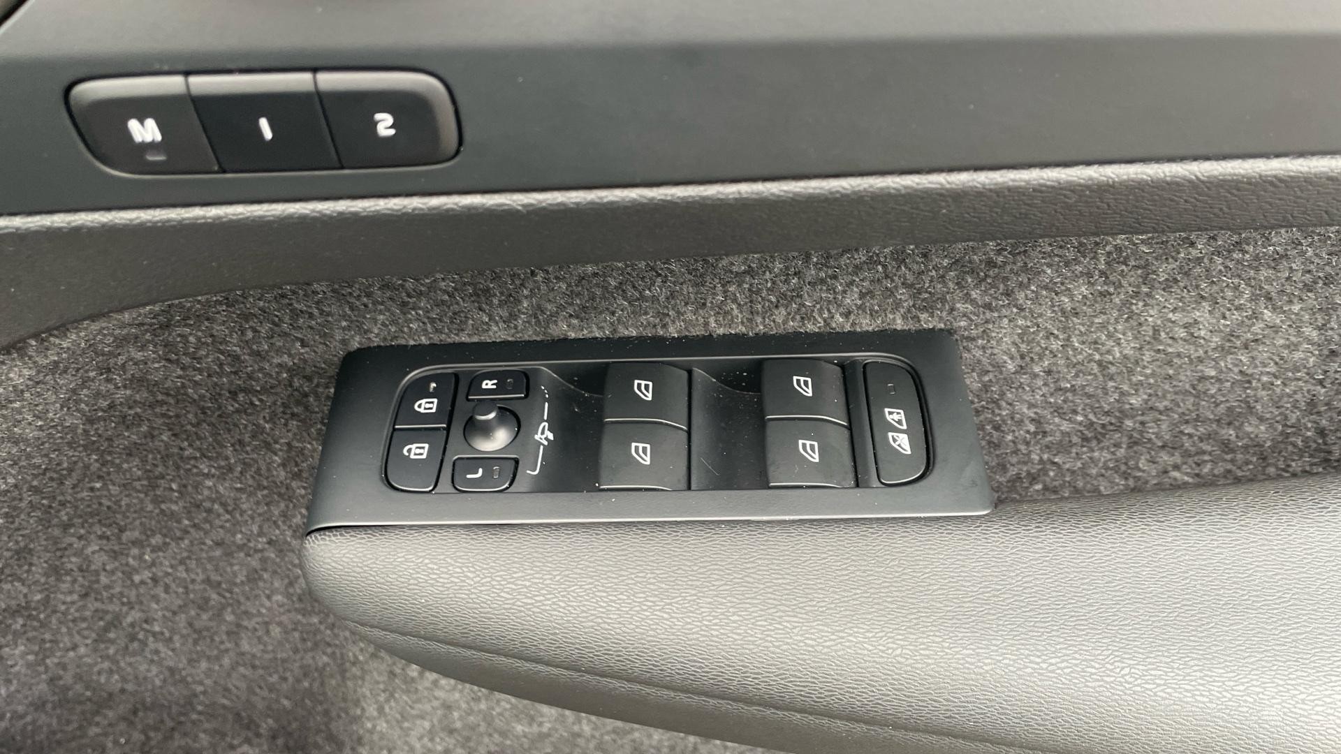 Volvo XC40 Image 28