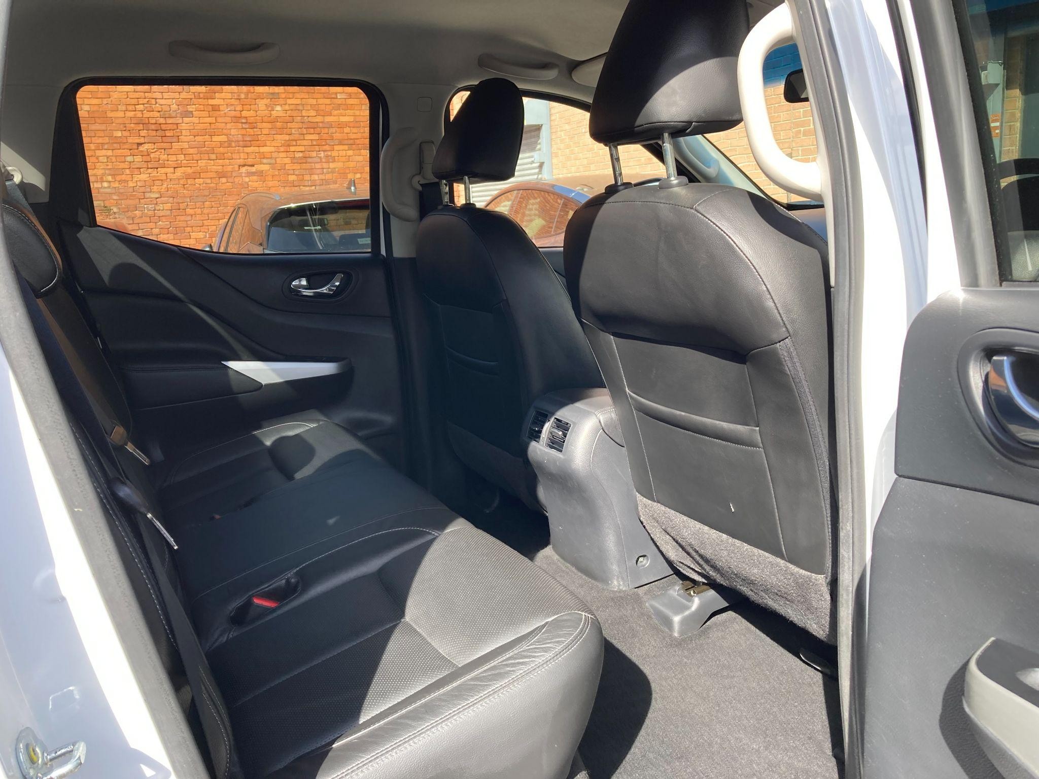 Nissan Navara Image 38