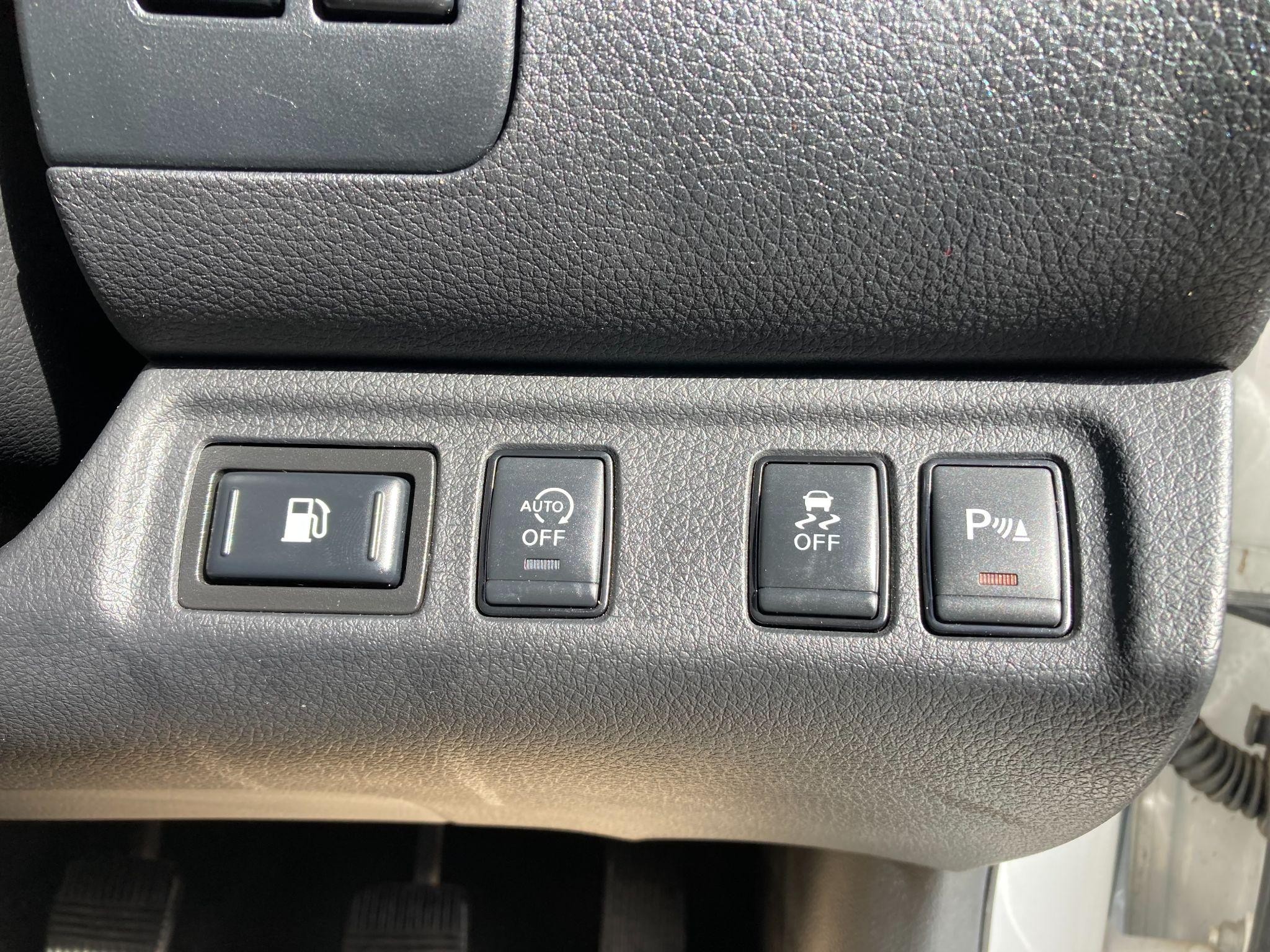 Nissan Navara Image 39