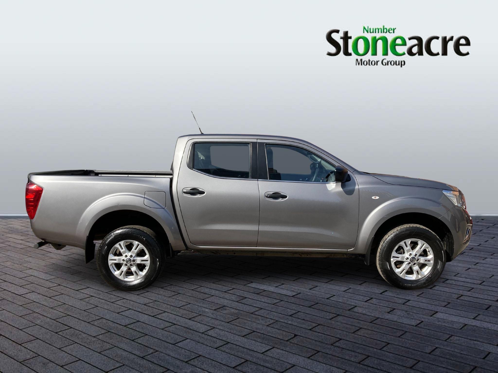 Nissan Navara Image 7