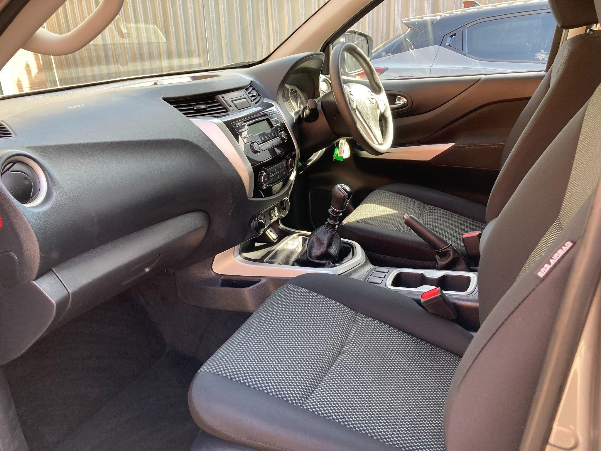 Nissan Navara Image 10