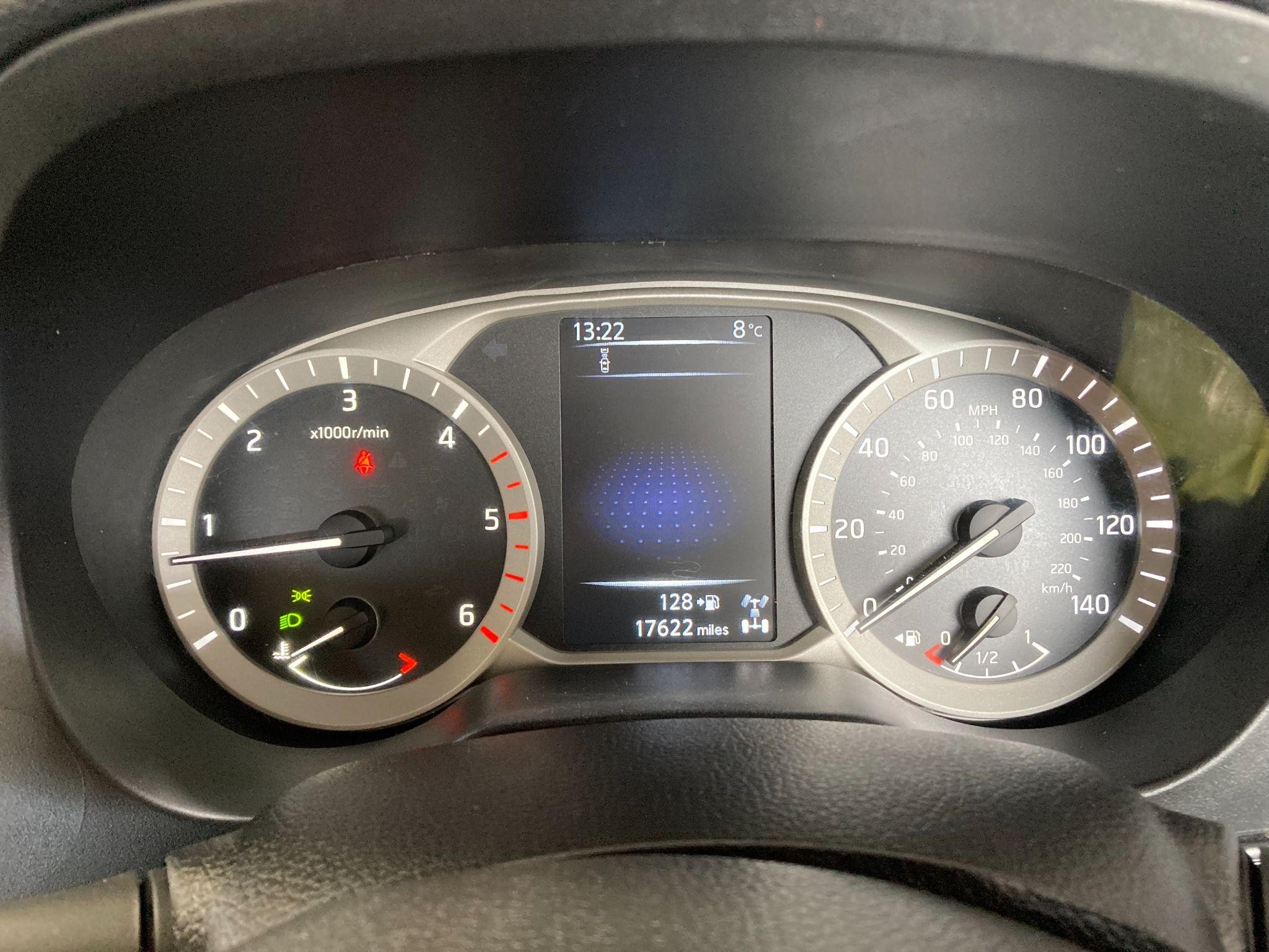 Nissan Navara Image 16
