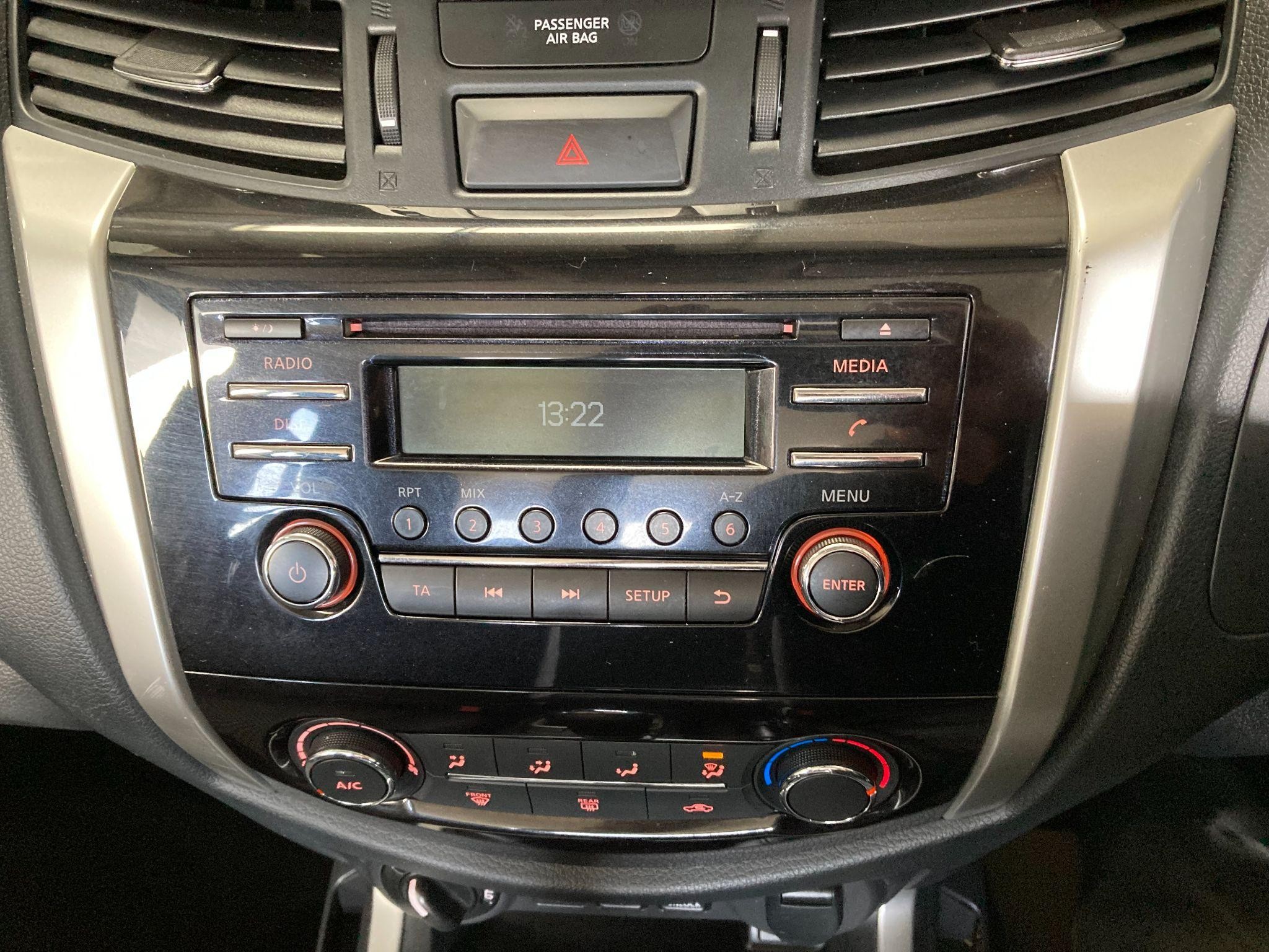 Nissan Navara Image 17