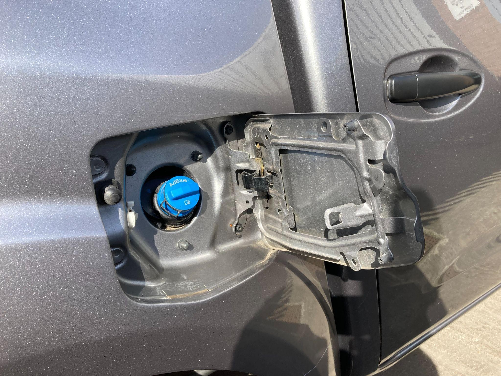Nissan Navara Image 29