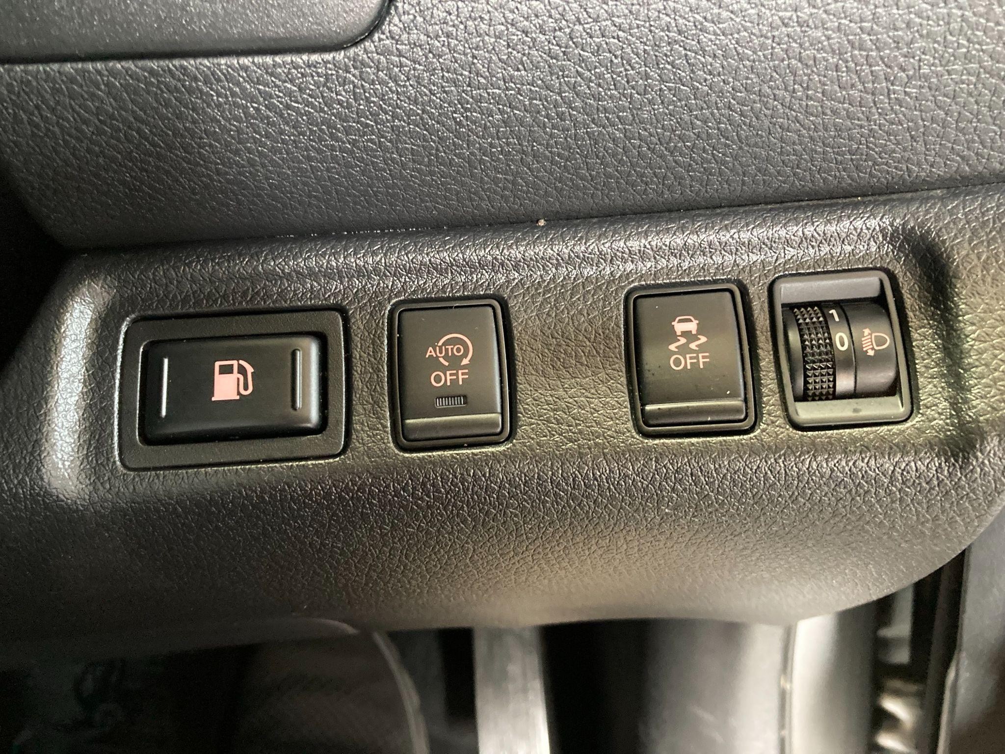 Nissan Navara Image 37