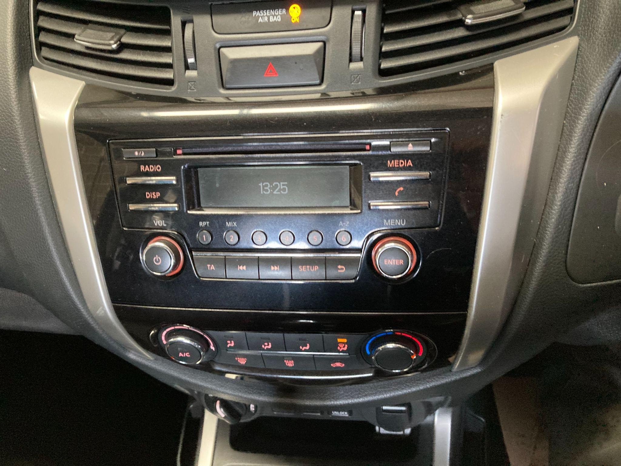 Nissan Navara Image 42