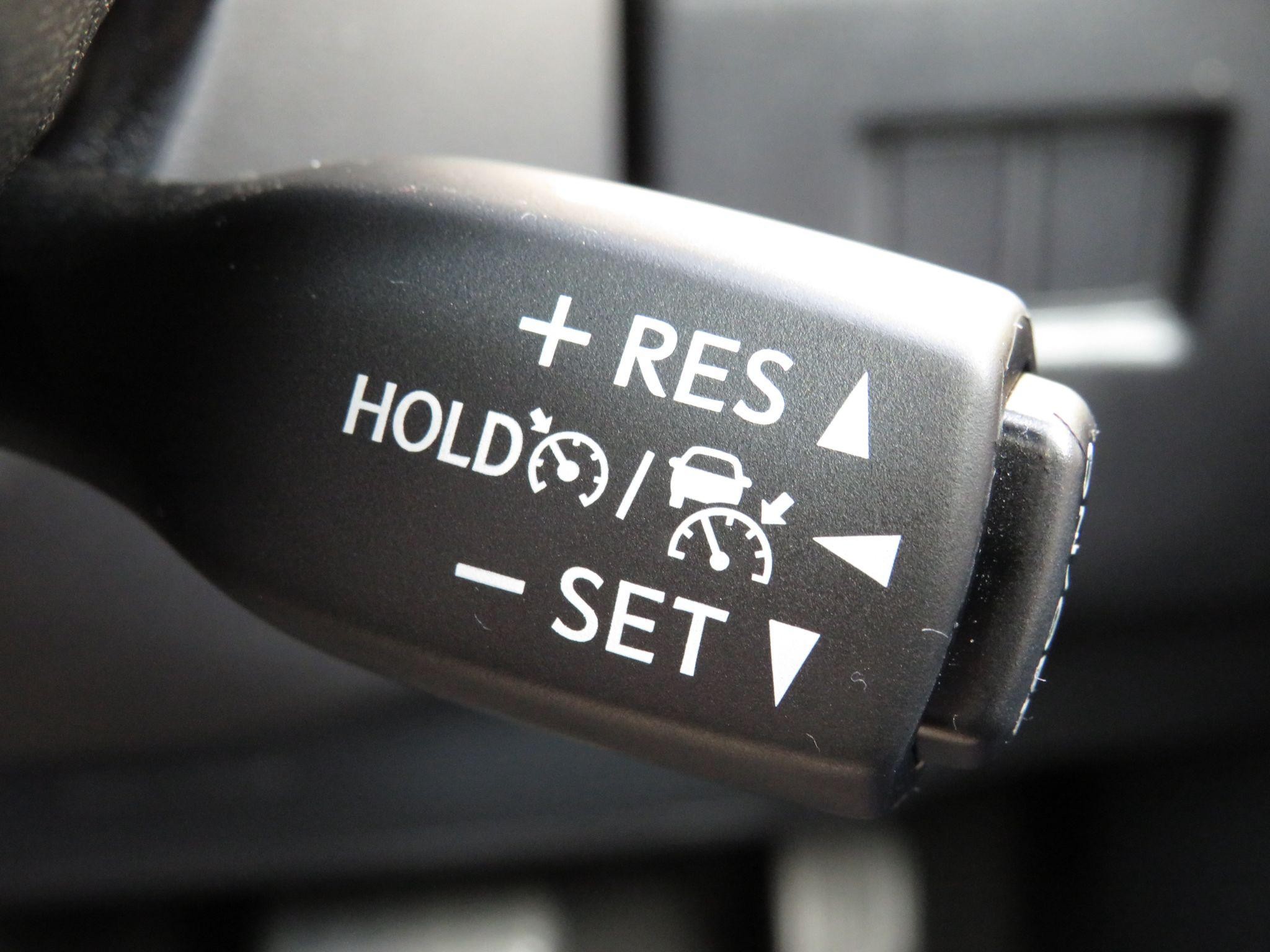 Lexus NX Self-Charging Hybrid Image 36