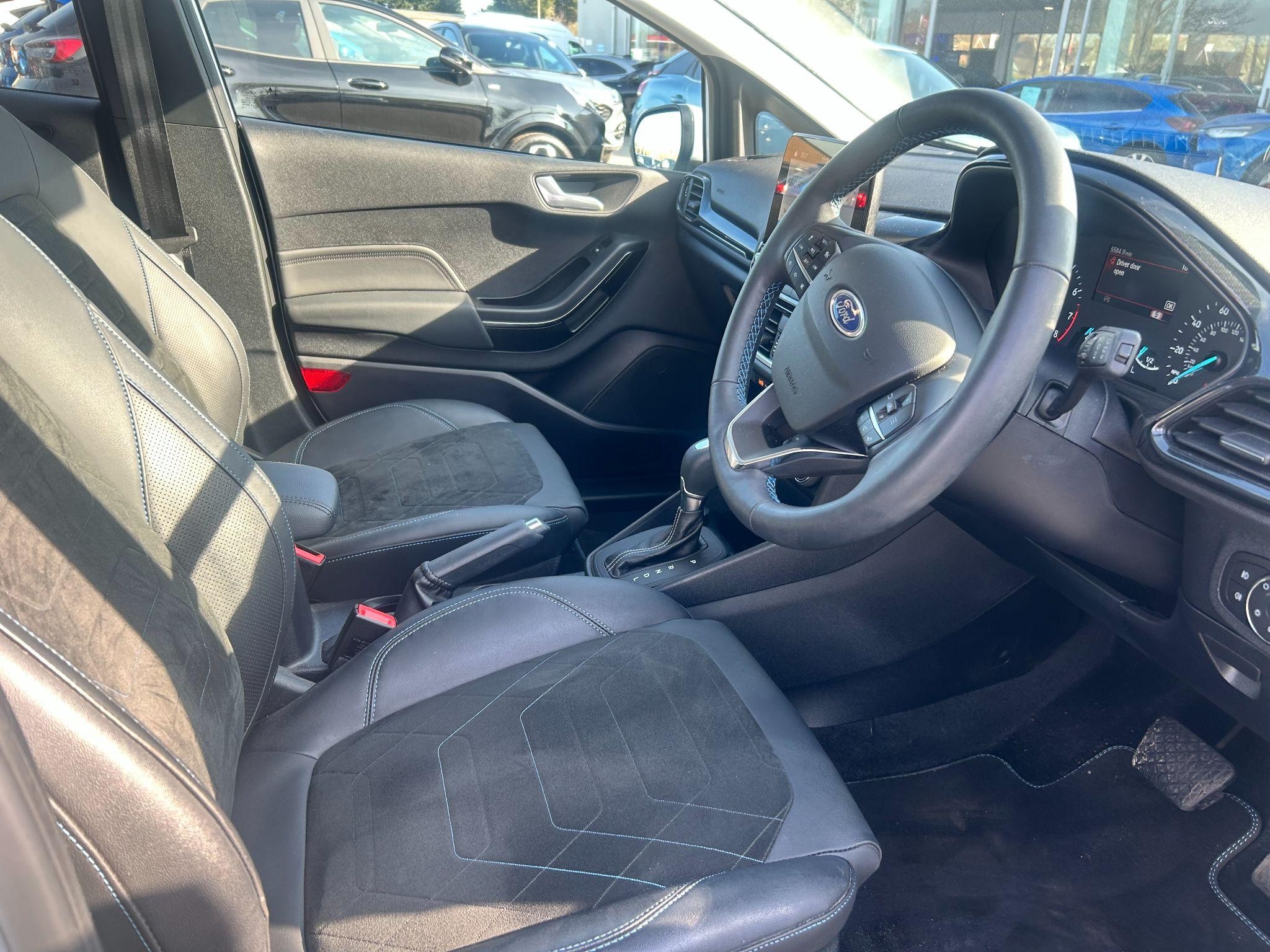 Ford Fiesta Image 11