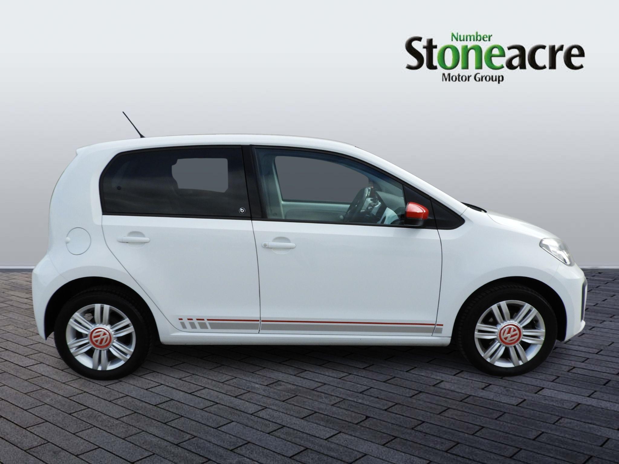 Volkswagen up! Image 2