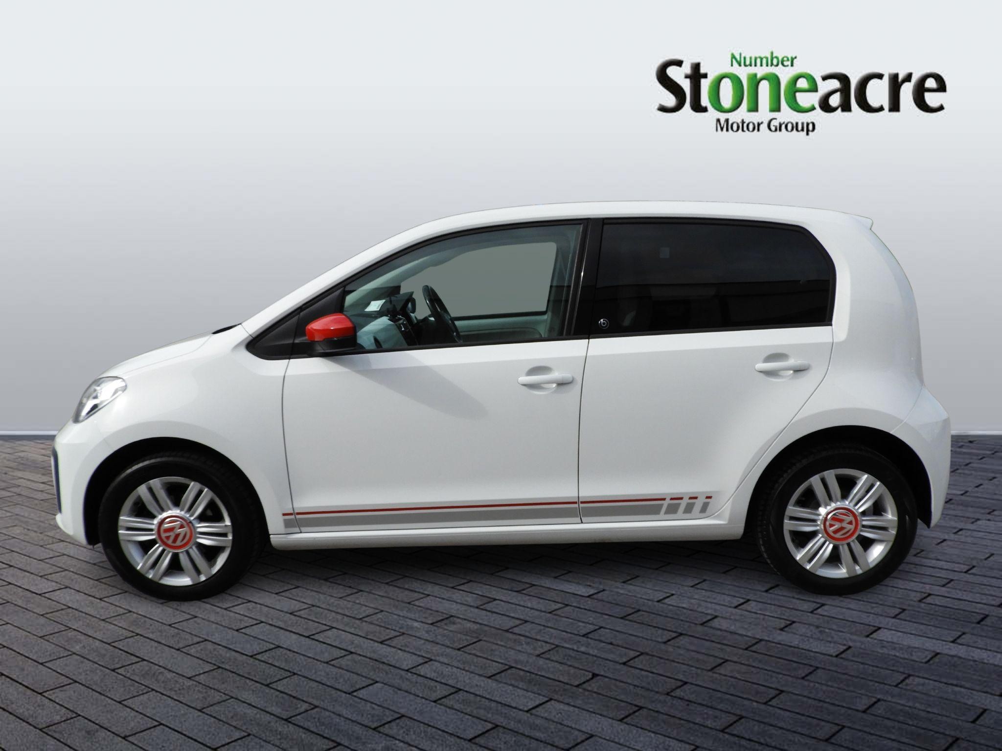 Volkswagen up! Image 6