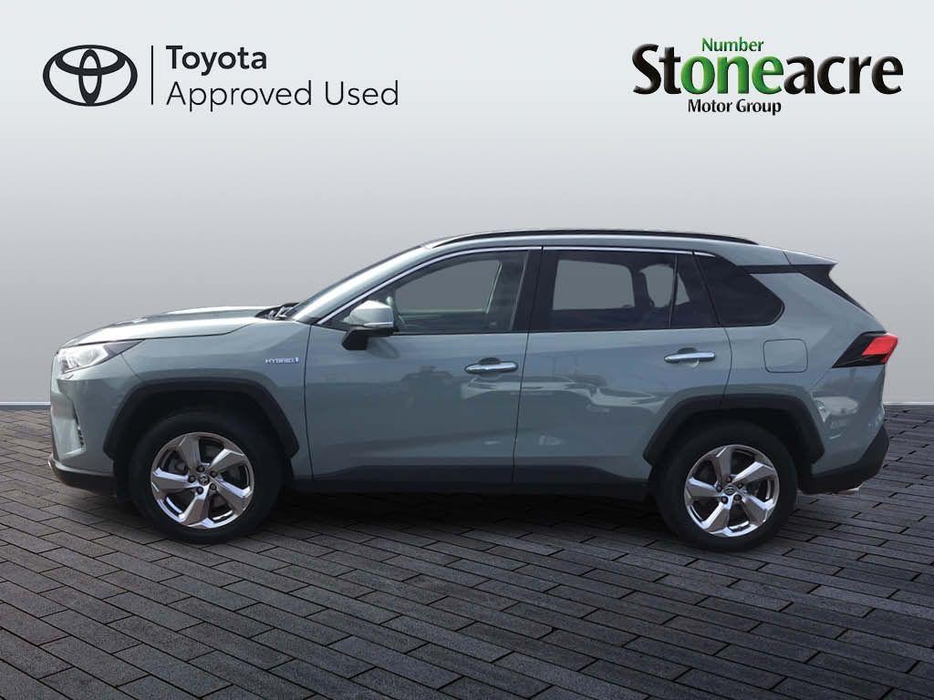 Toyota RAV4 Image 8