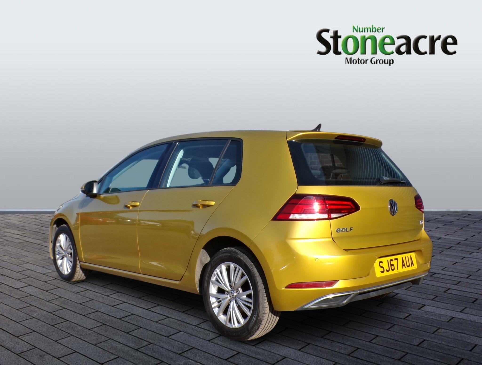Volkswagen Golf Image 4
