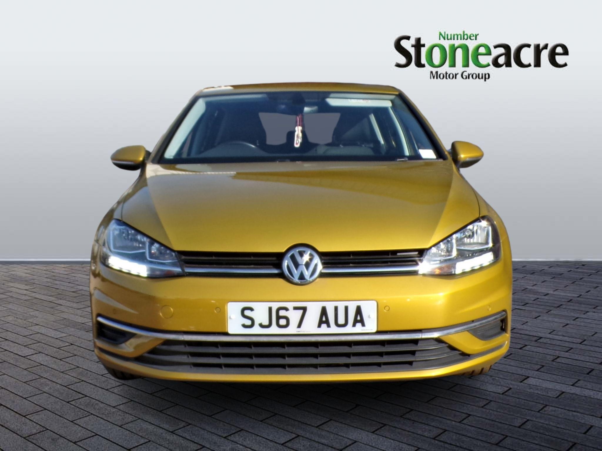 Volkswagen Golf Image 6