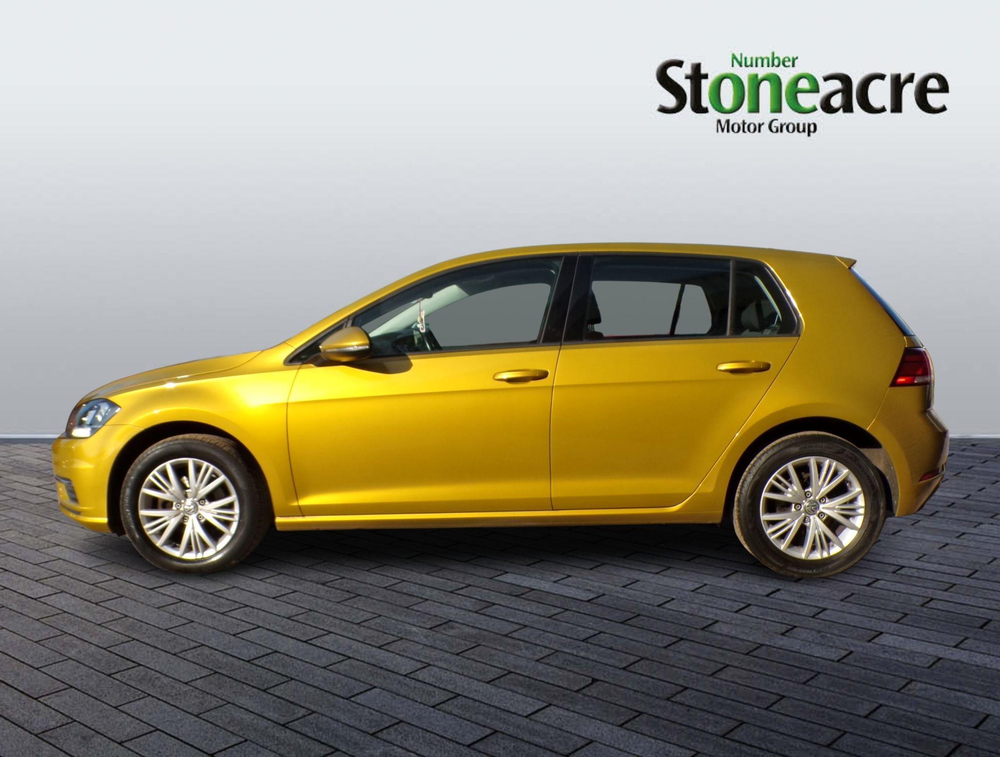 Volkswagen Golf Image 7