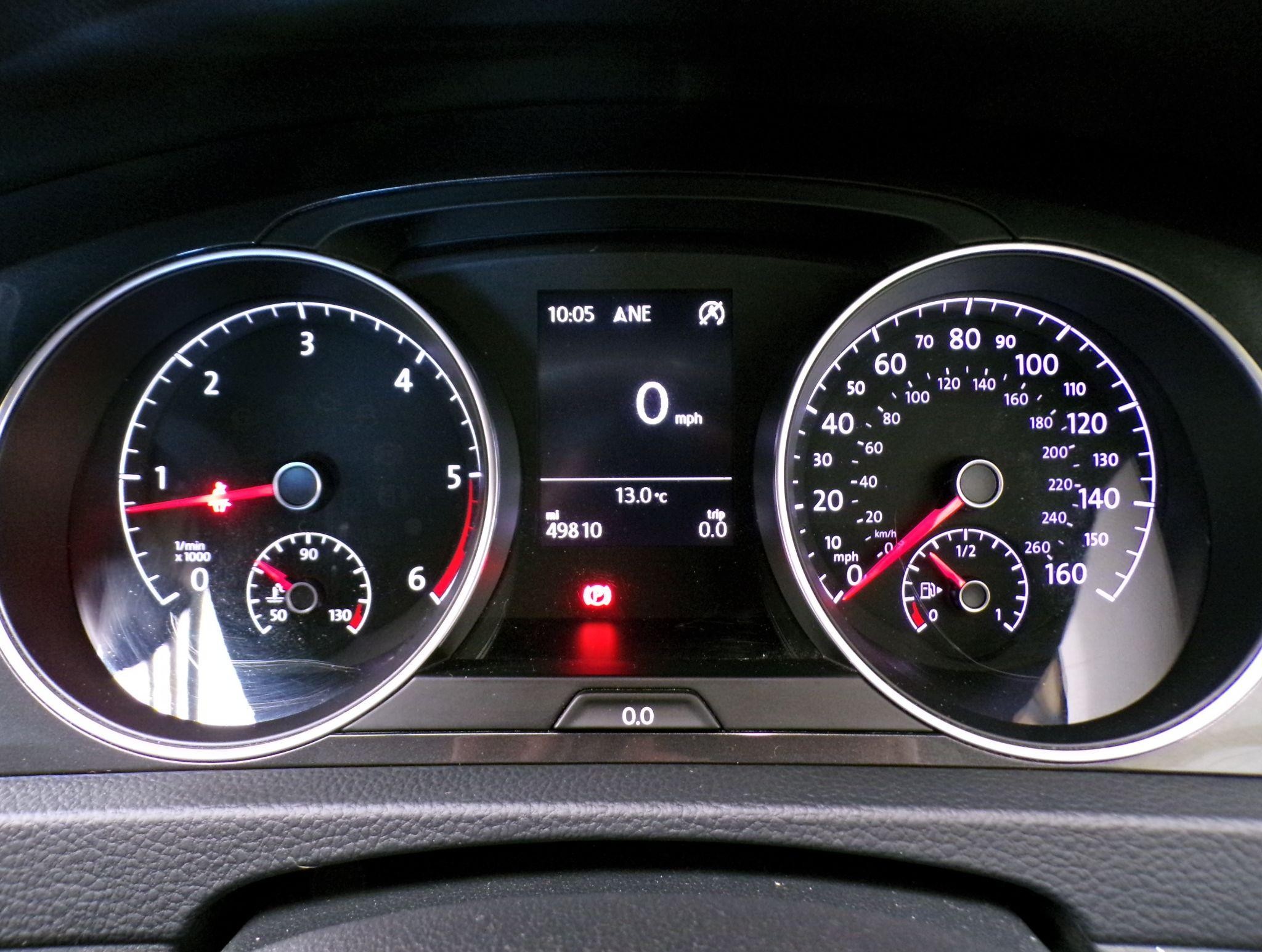 Volkswagen Golf Image 14