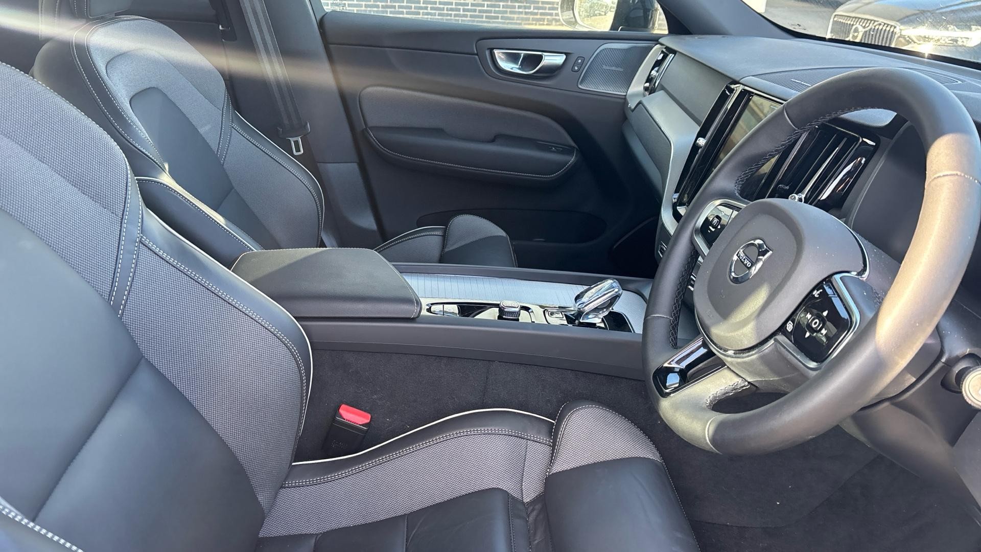 Volvo XC60 Image 9