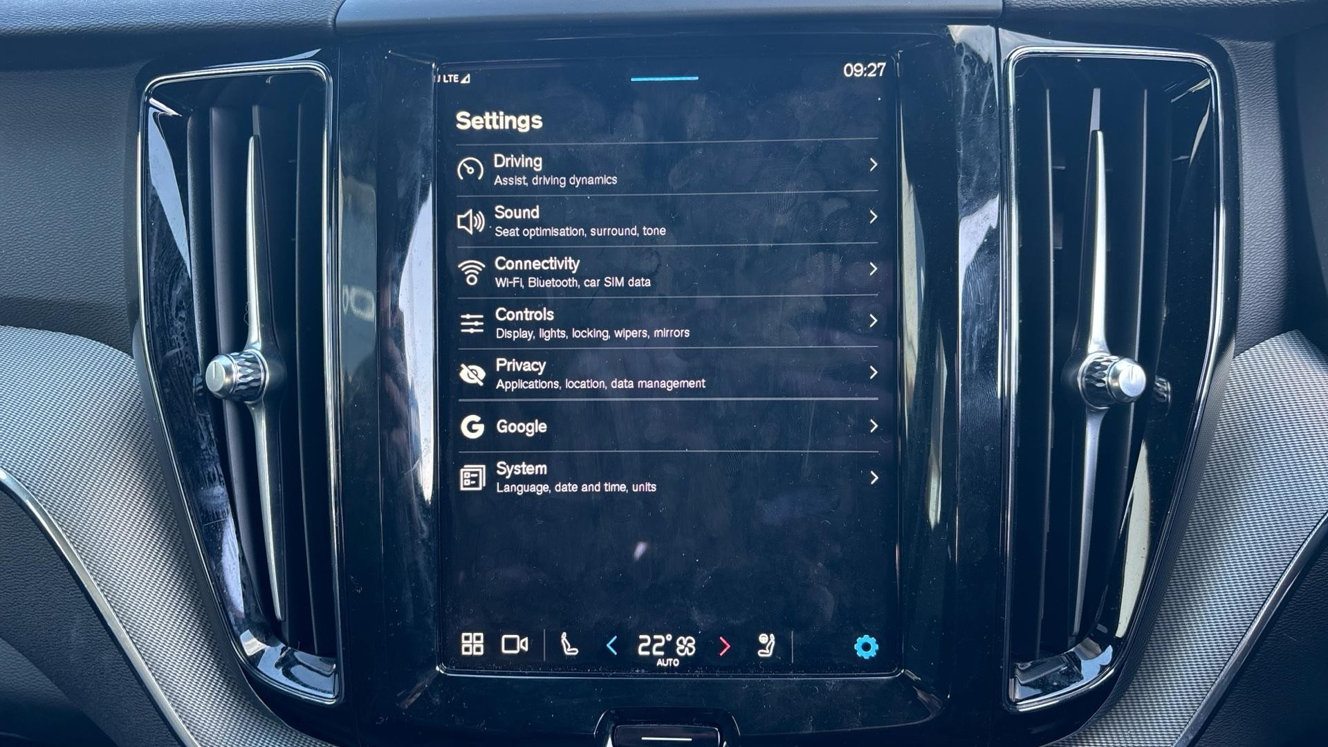 Volvo XC60 Image 21