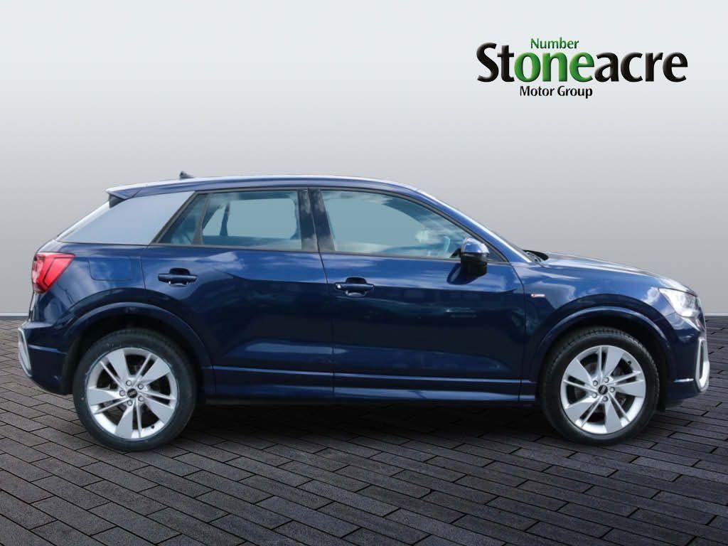 Audi Q2 Image 2