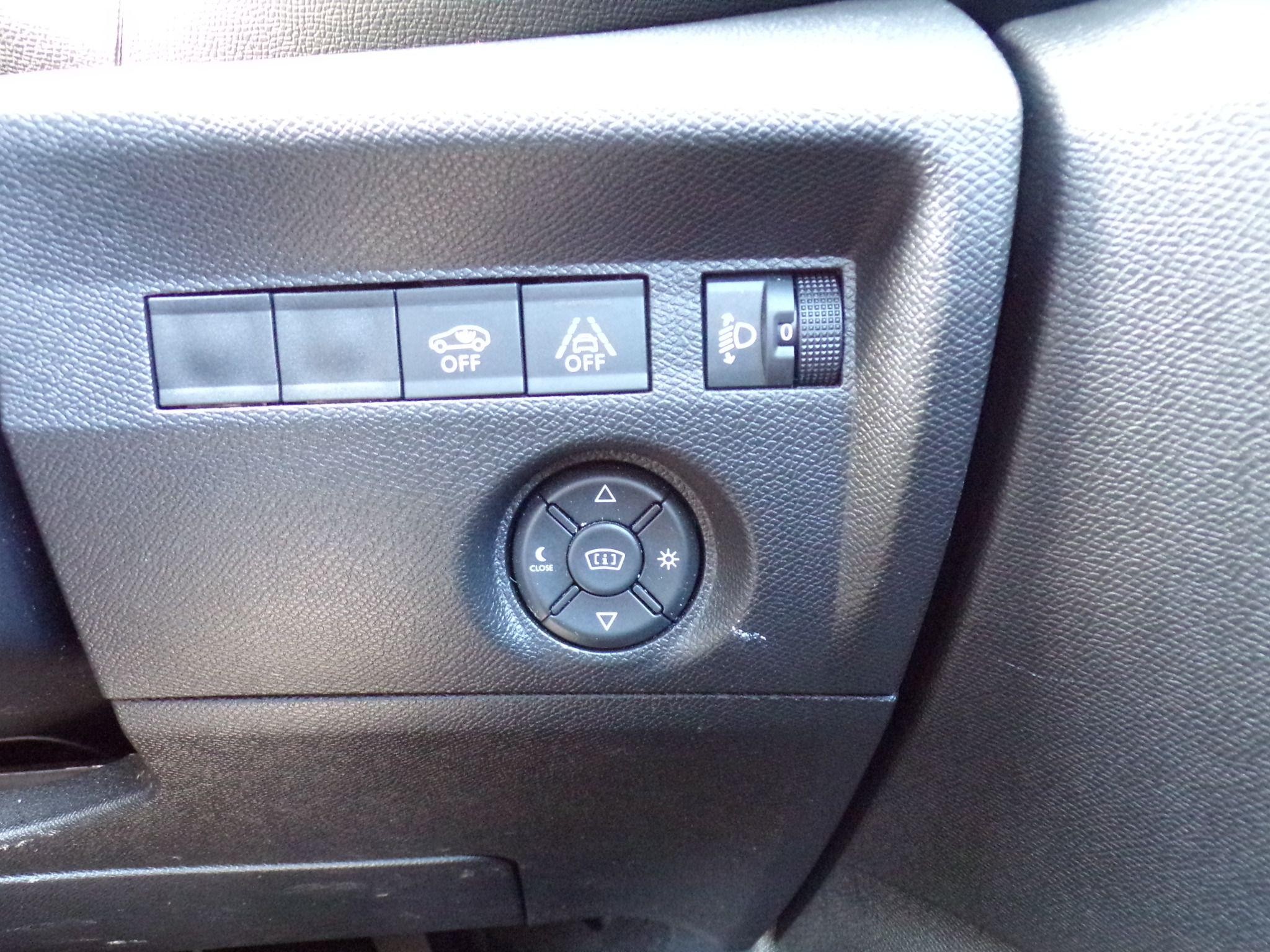 Citroen C4 Image 15