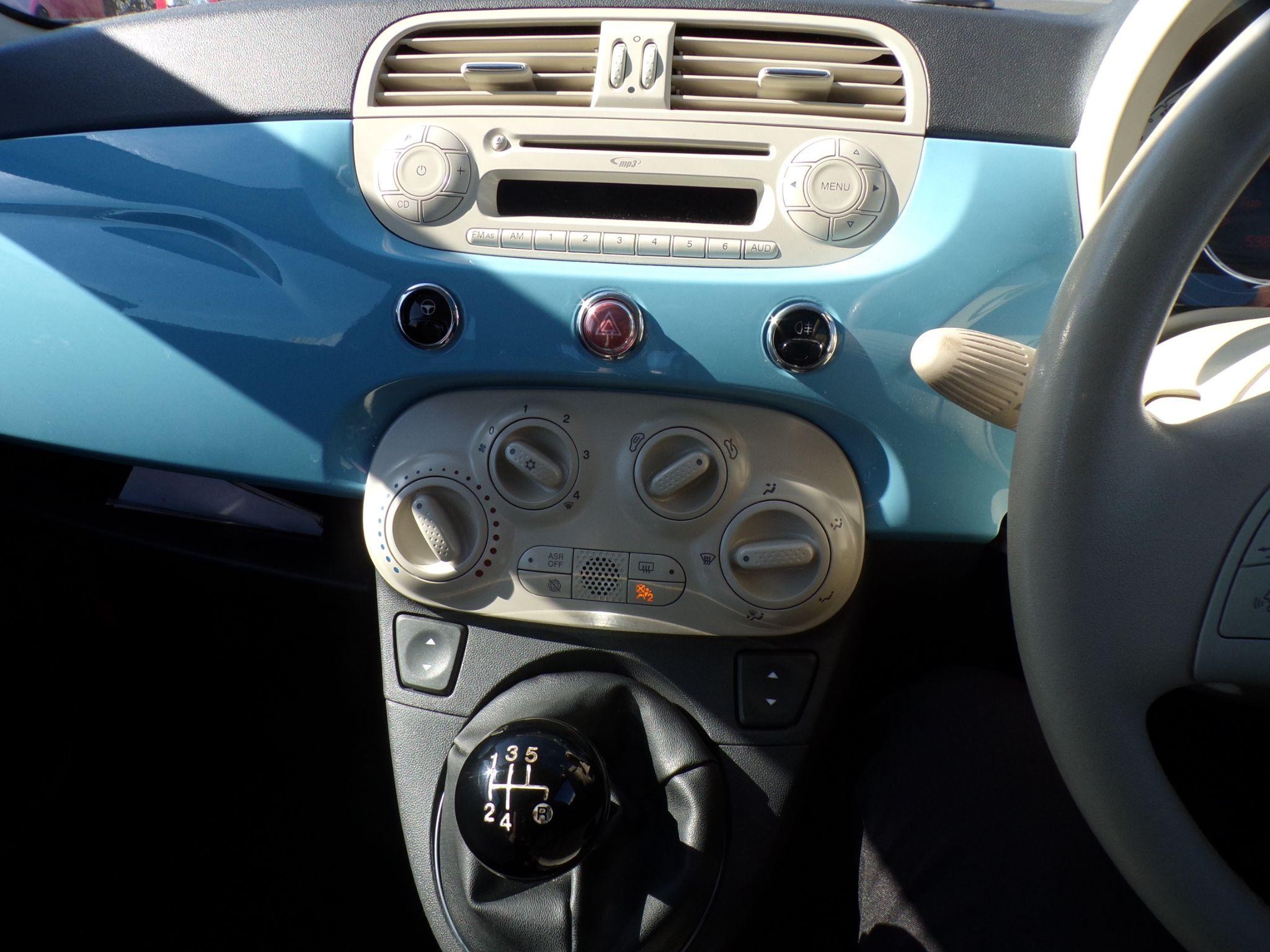 Fiat 500 Image 18