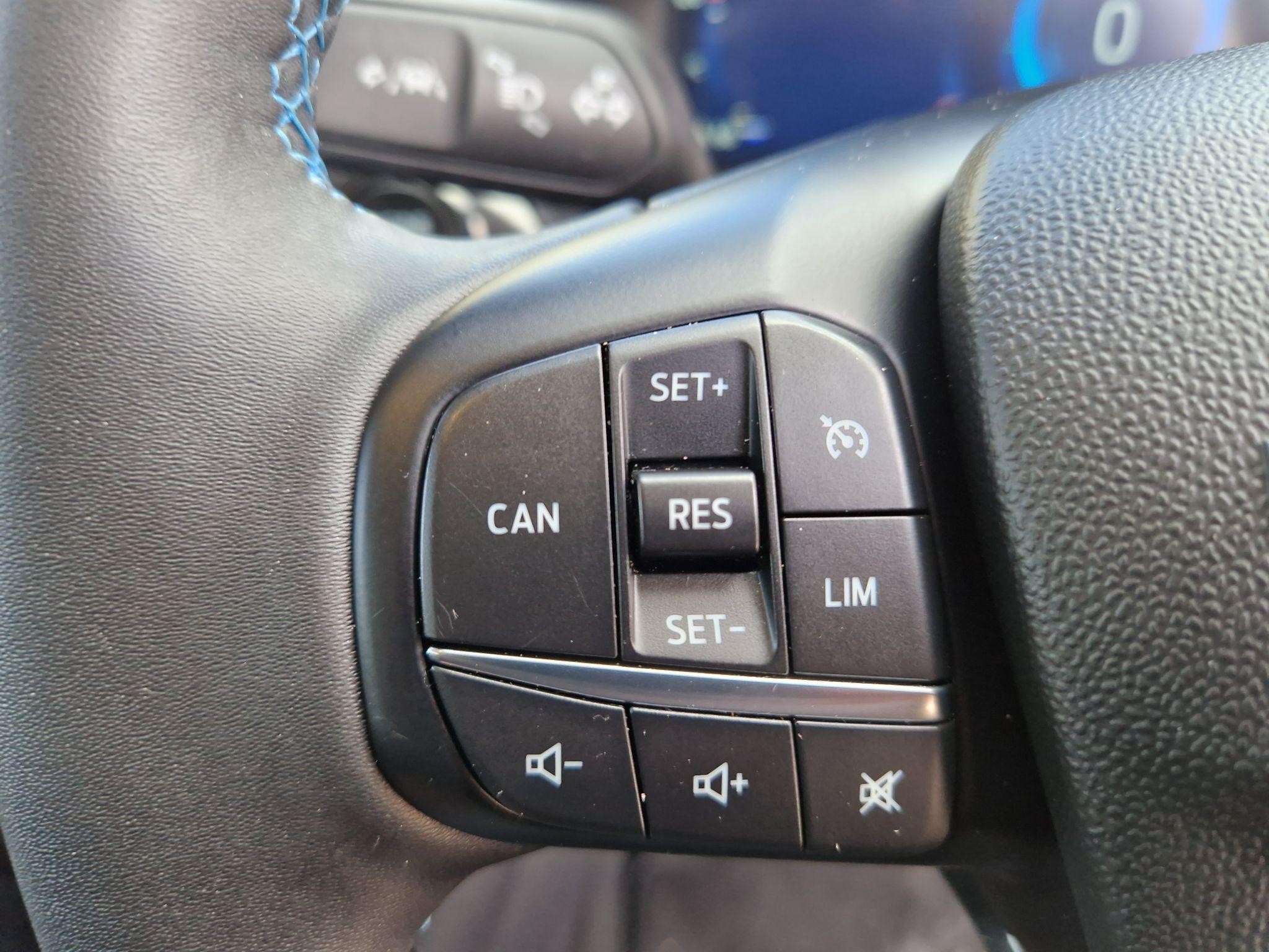 Ford Fiesta Image 9