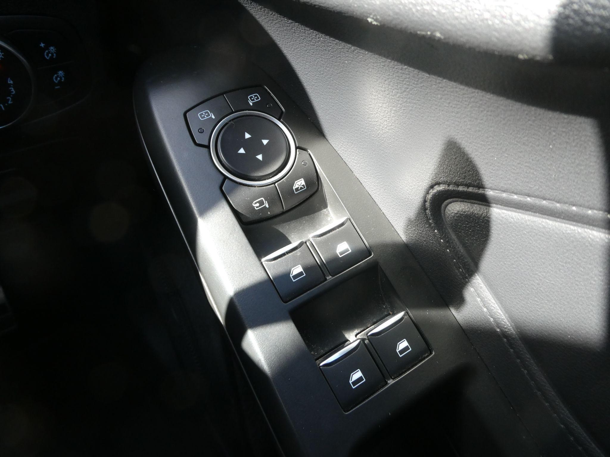 Ford Focus Image 21