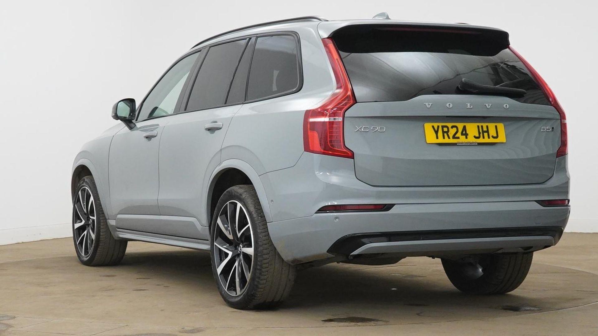 Volvo XC90 Image 5