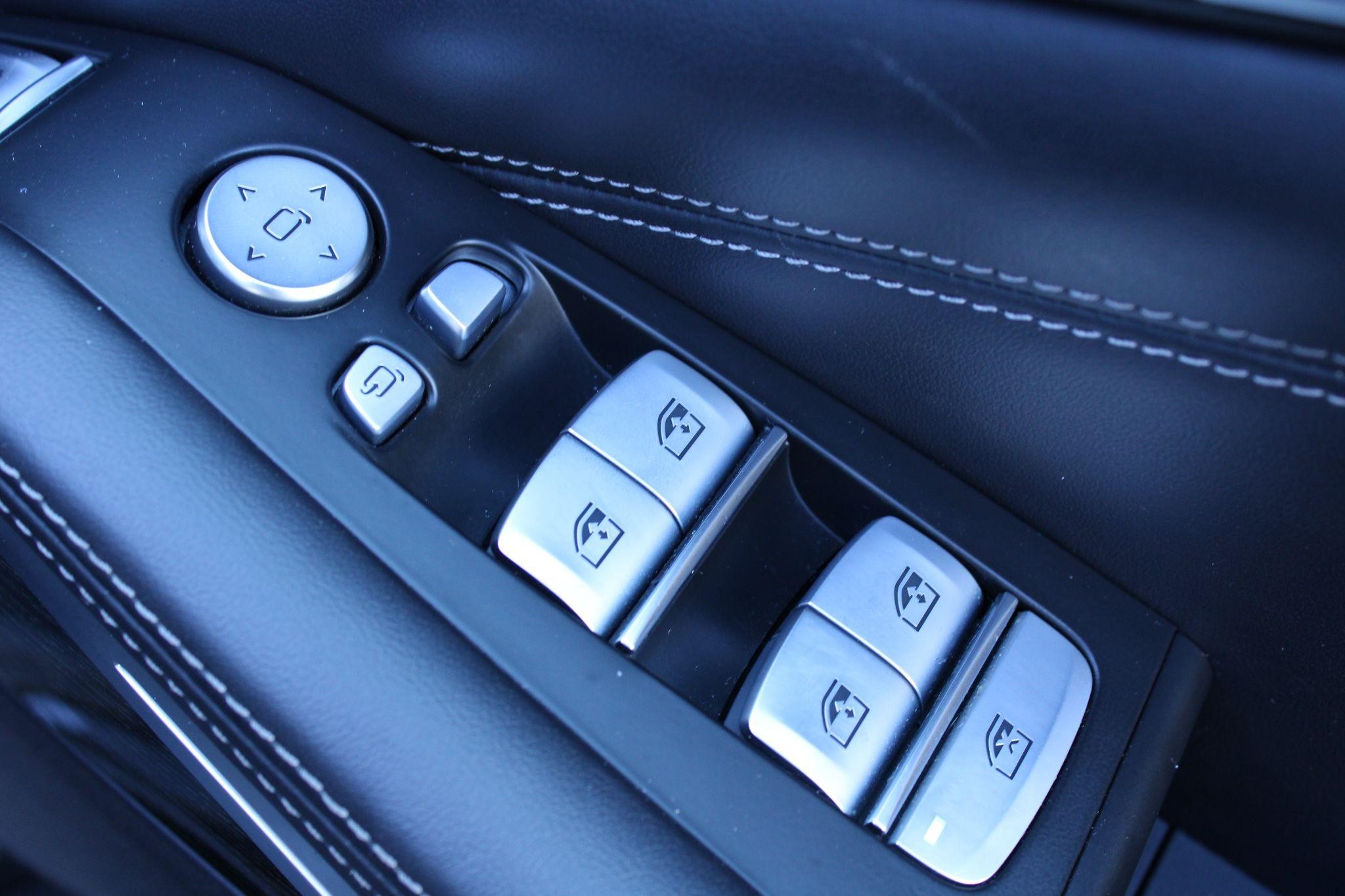 BMW X7 Image 15
