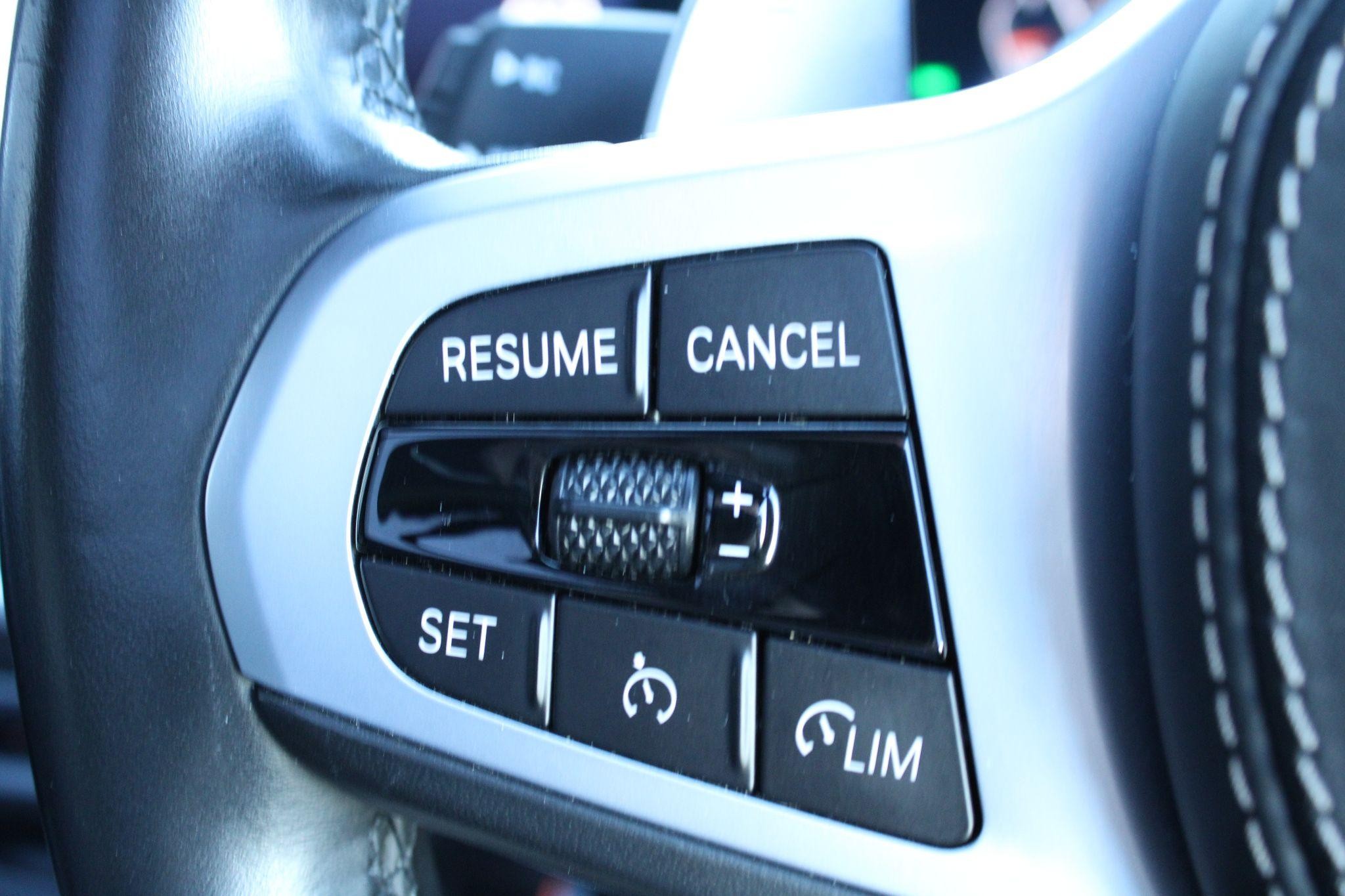 BMW X7 Image 22