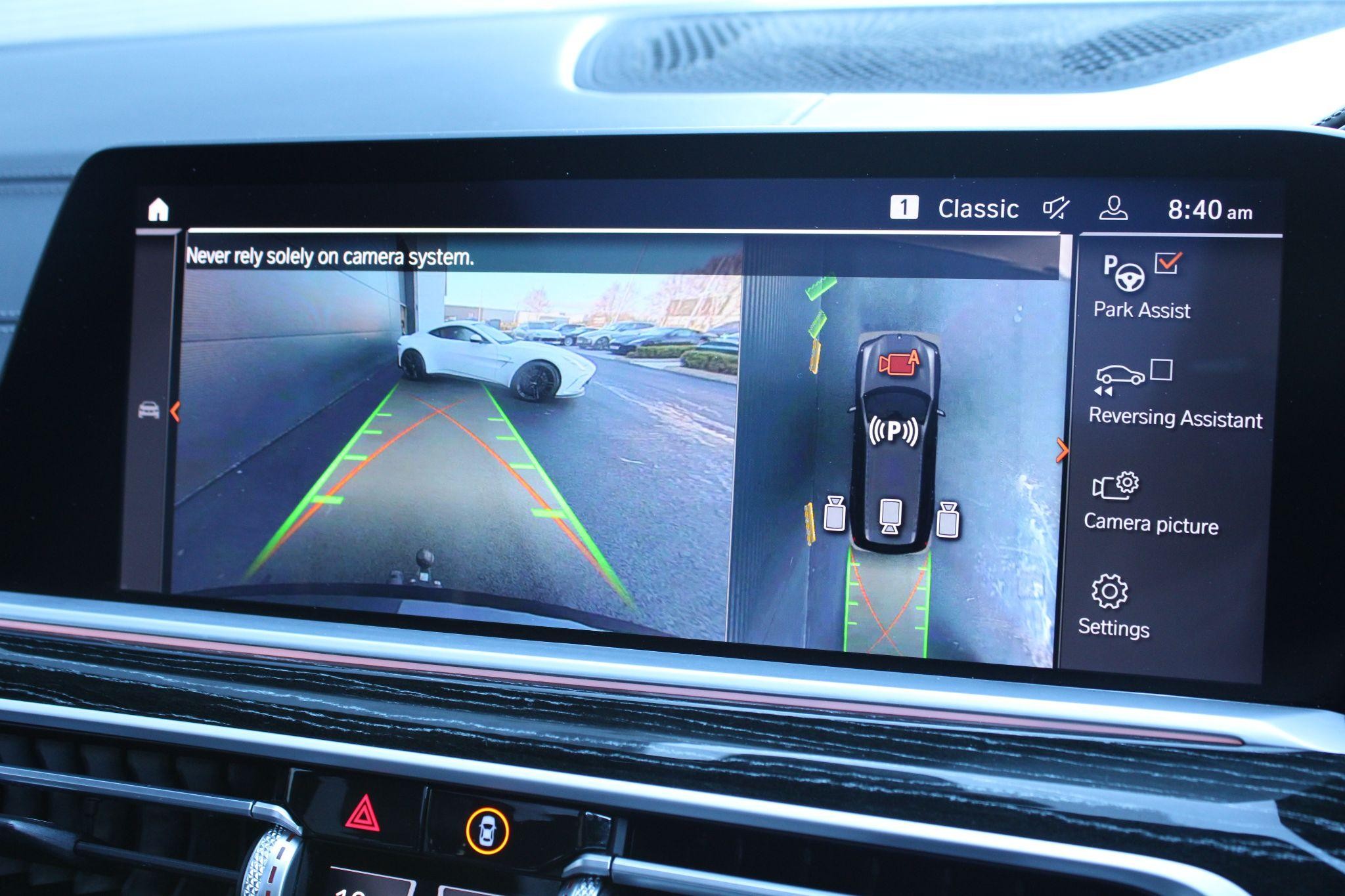 BMW X7 Image 30