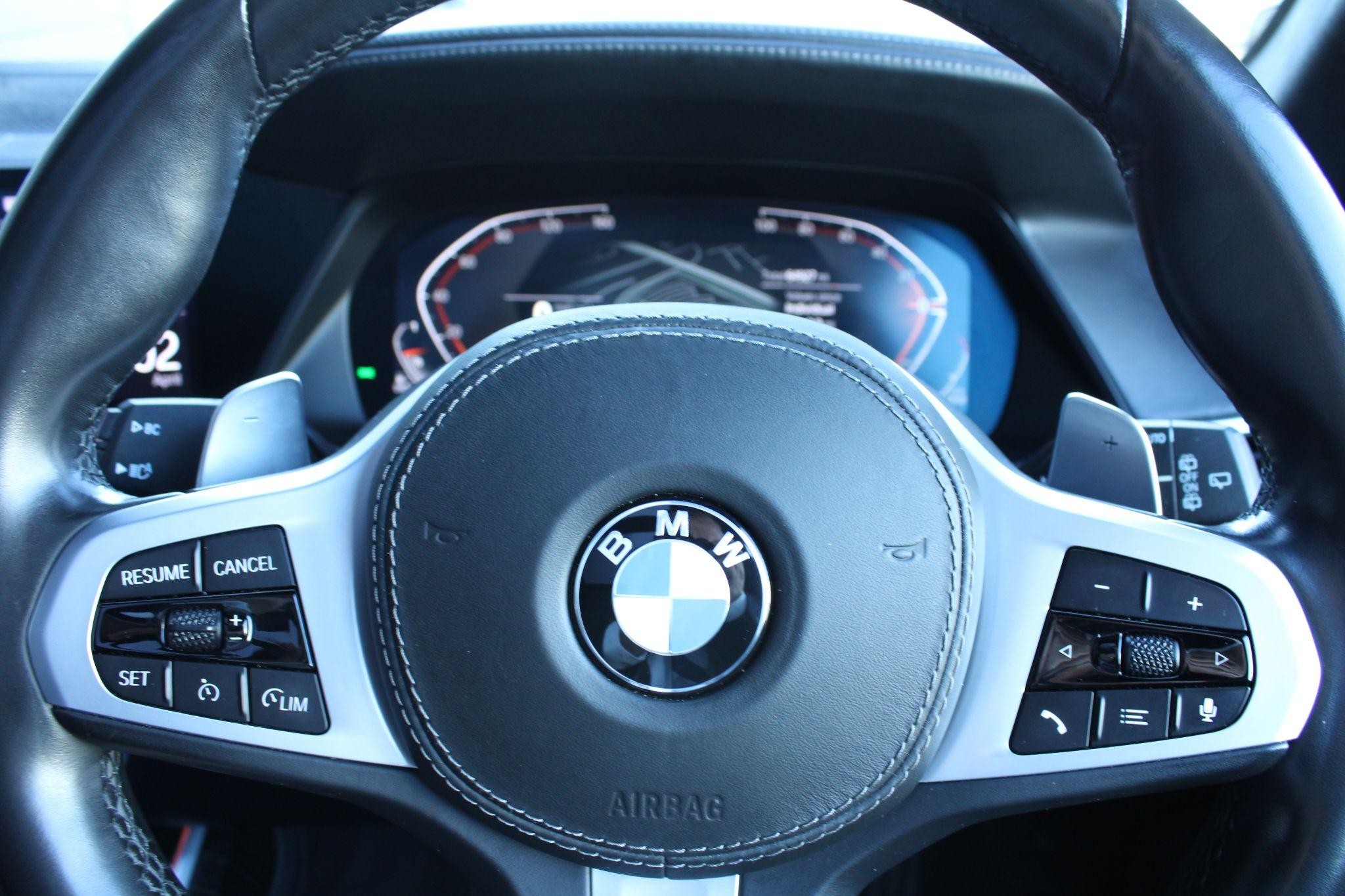 BMW X7 Image 34
