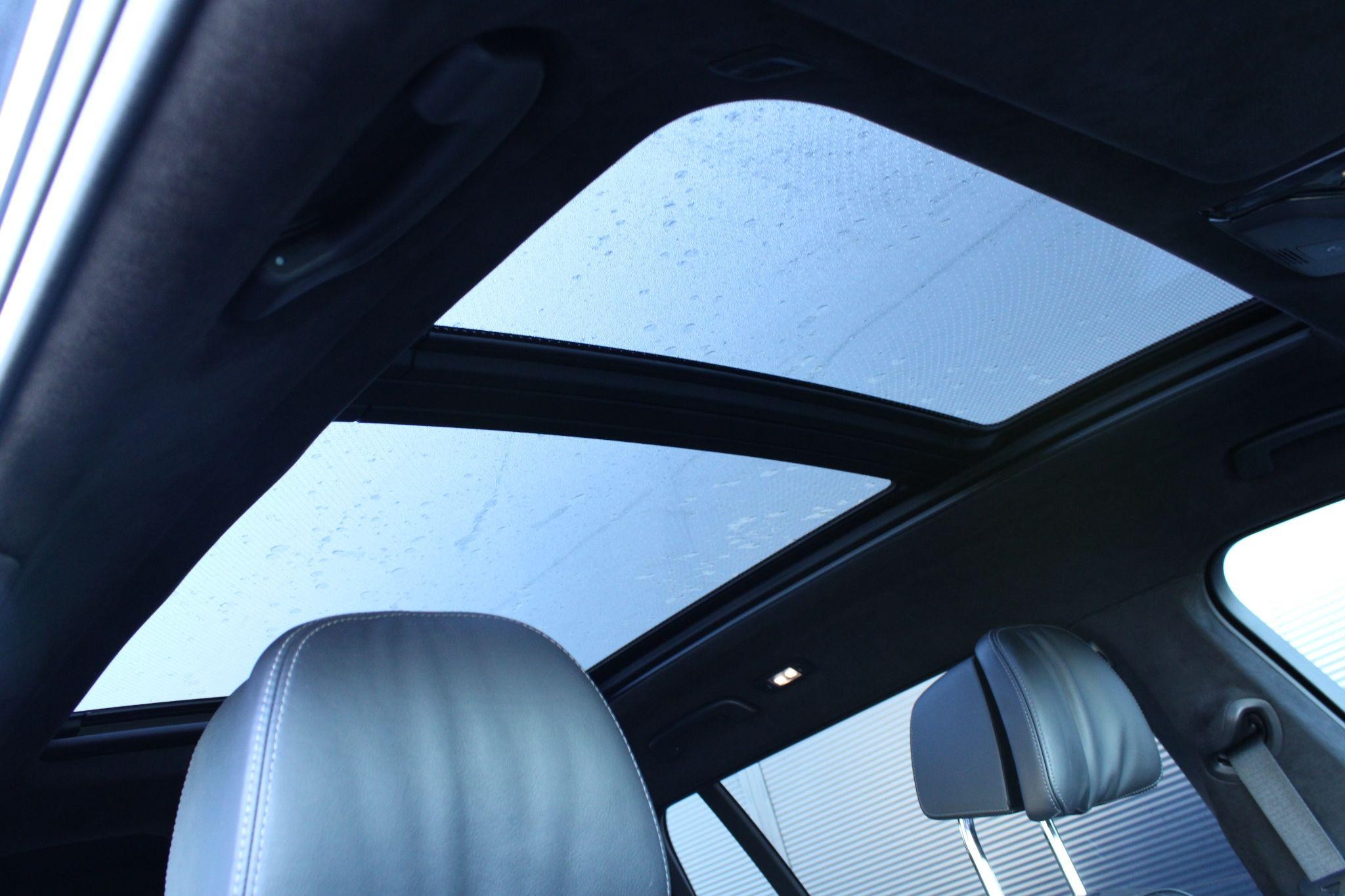 BMW X7 Image 35