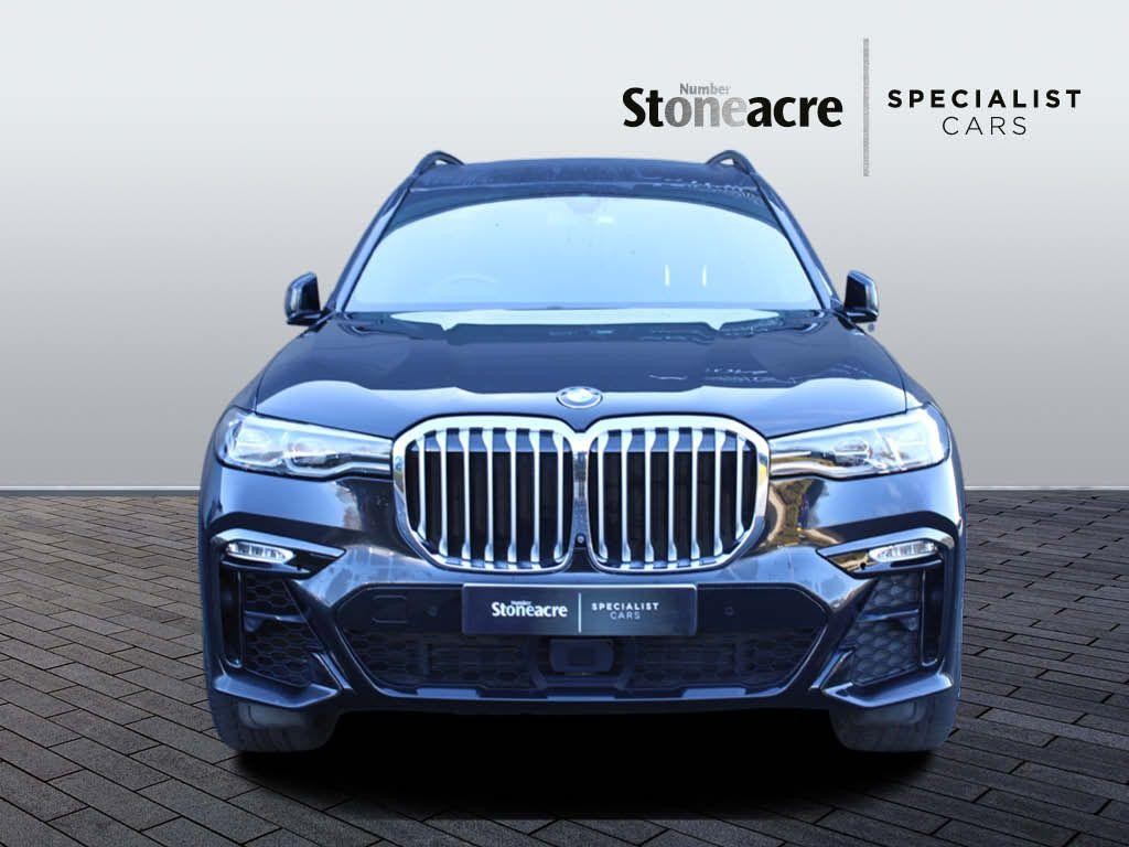 BMW X7 Image 2