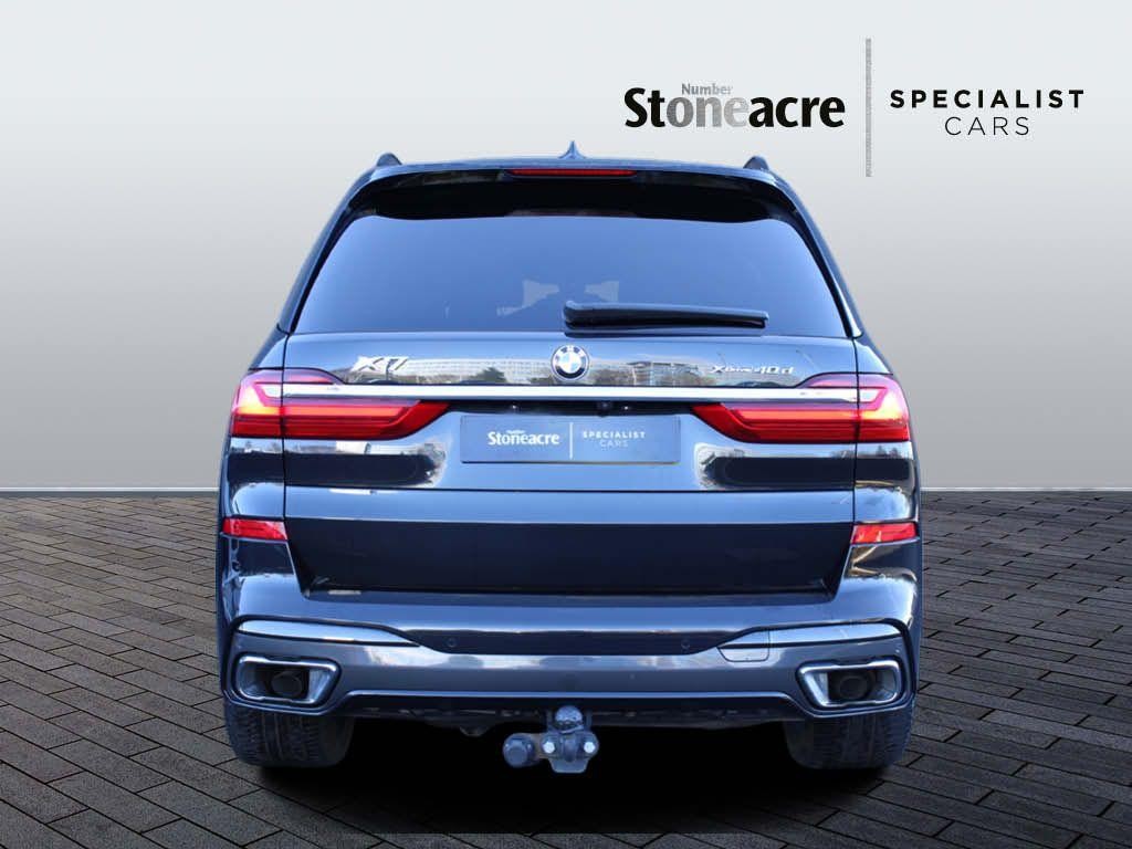 BMW X7 Image 6