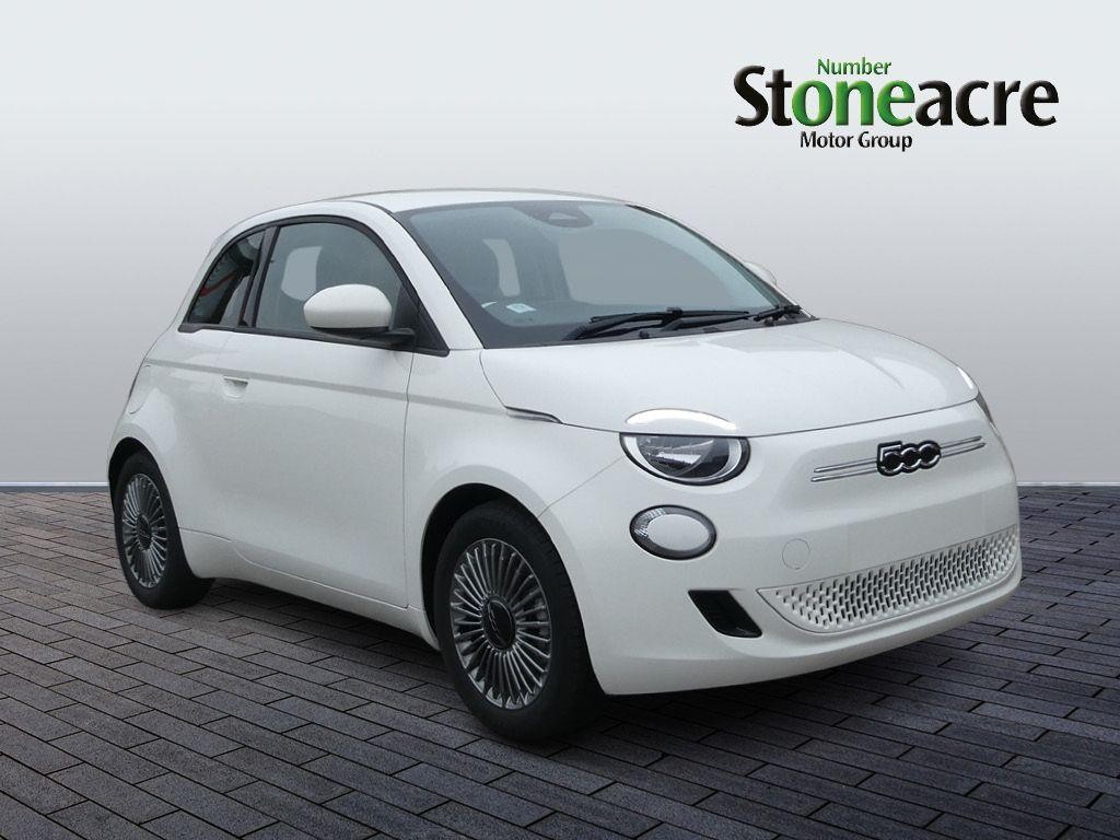 Fiat 500 Electric Image 1