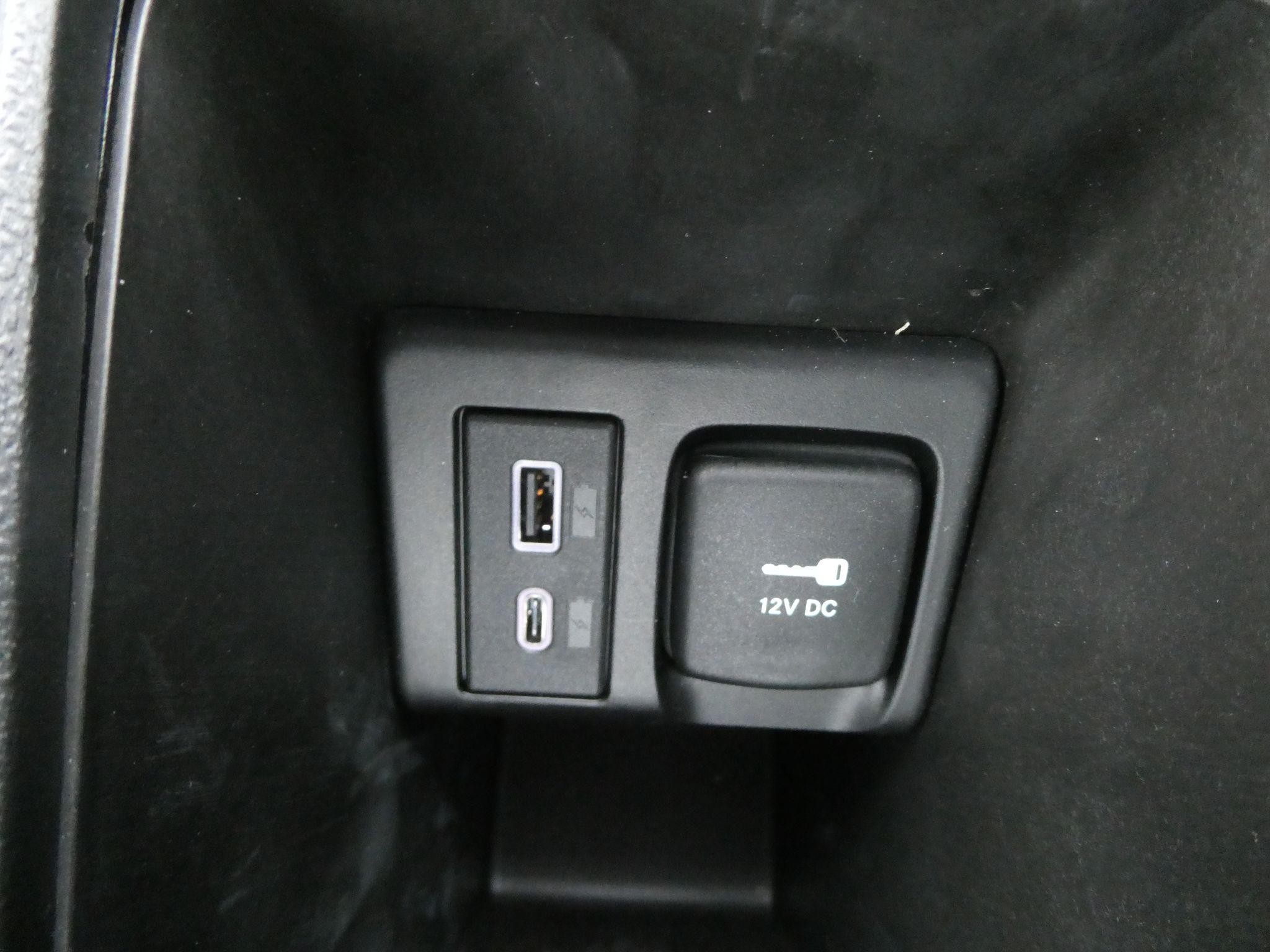 Fiat 500 Electric Image 25