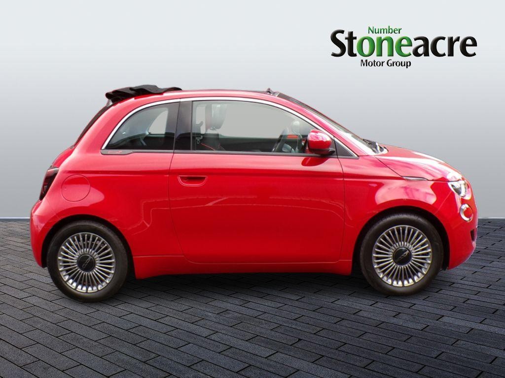 Fiat 500e C Image 4