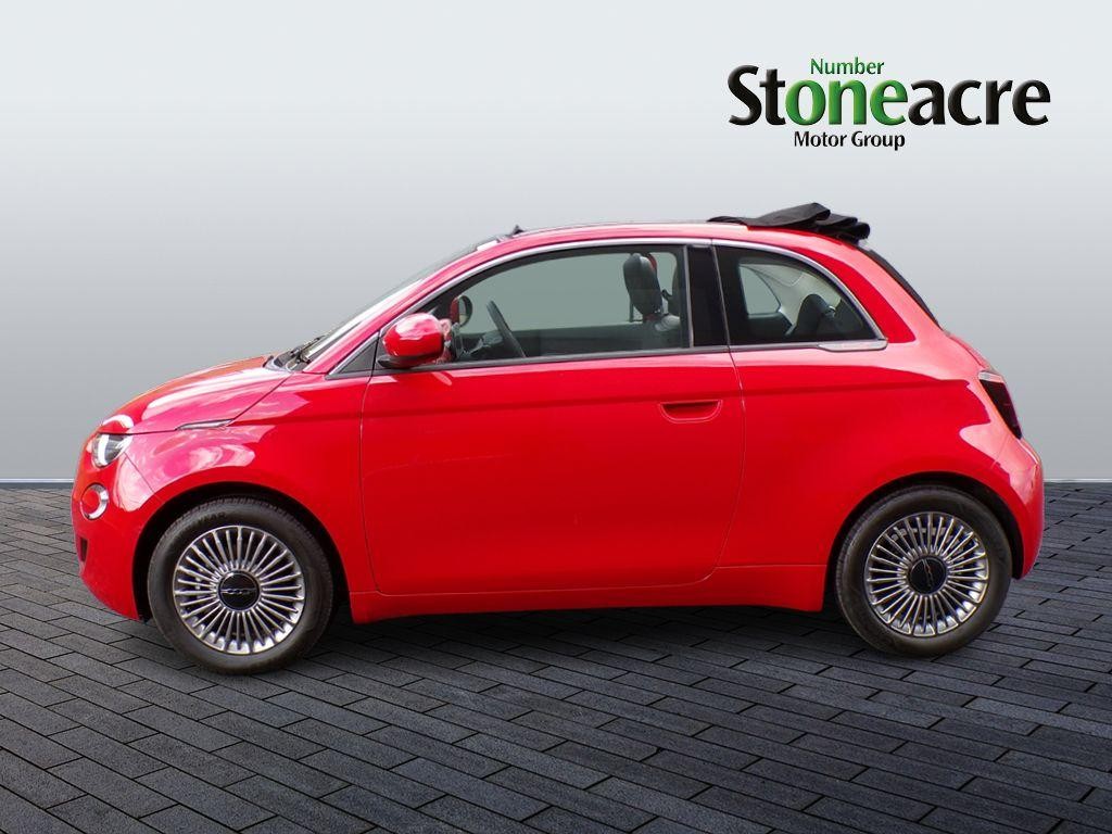 Fiat 500e C Image 8